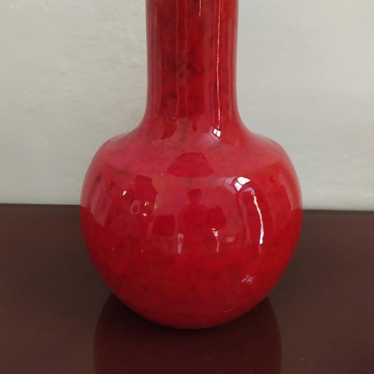 Européen Vase rouge de l'ère spatiale des années 1970 en céramique de Gabbianelli, fabriqué en Italie en vente