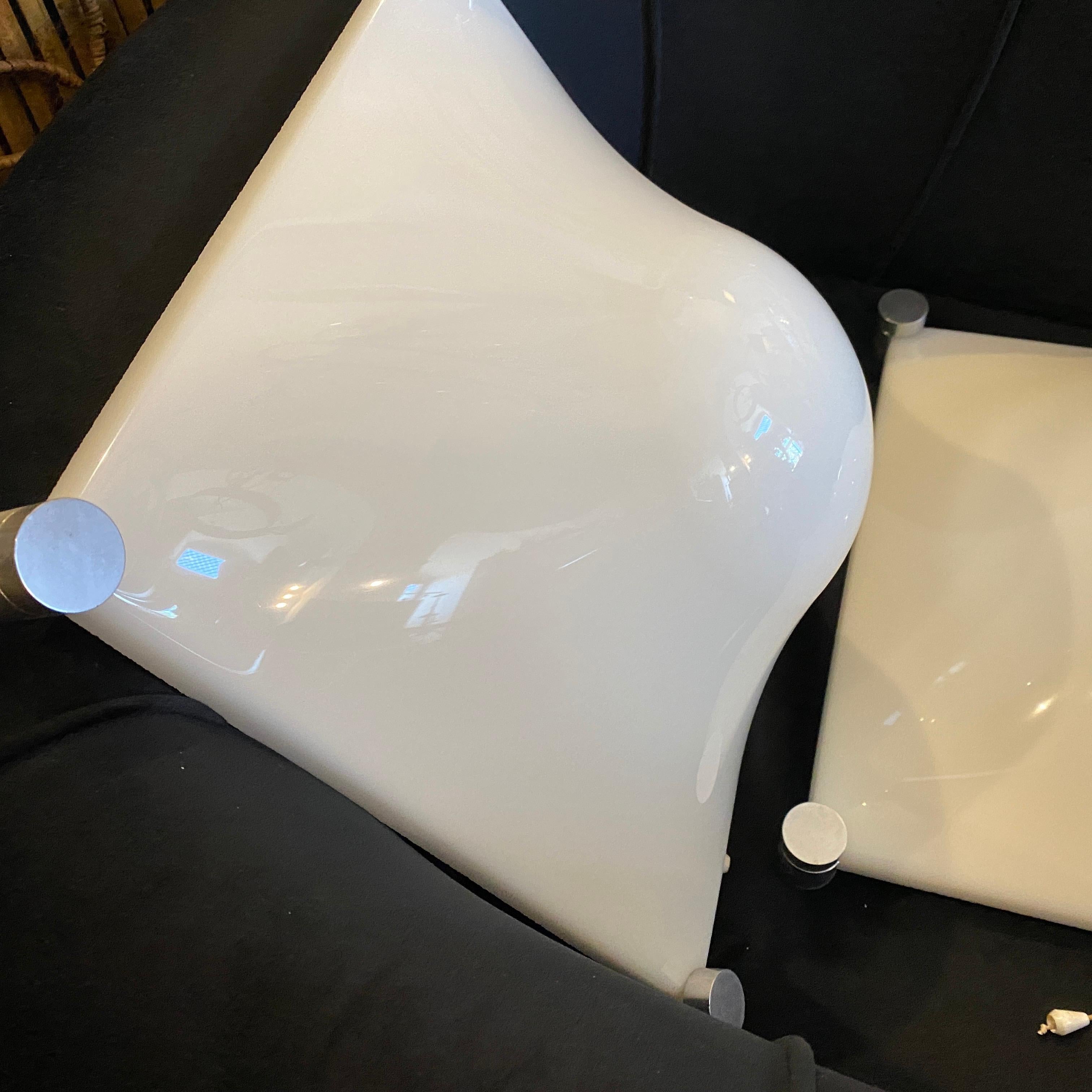 20th Century 1970s Space Age Set of Two Elio Martinelli Acrylic and Steel Bolla Wall Sconces For Sale