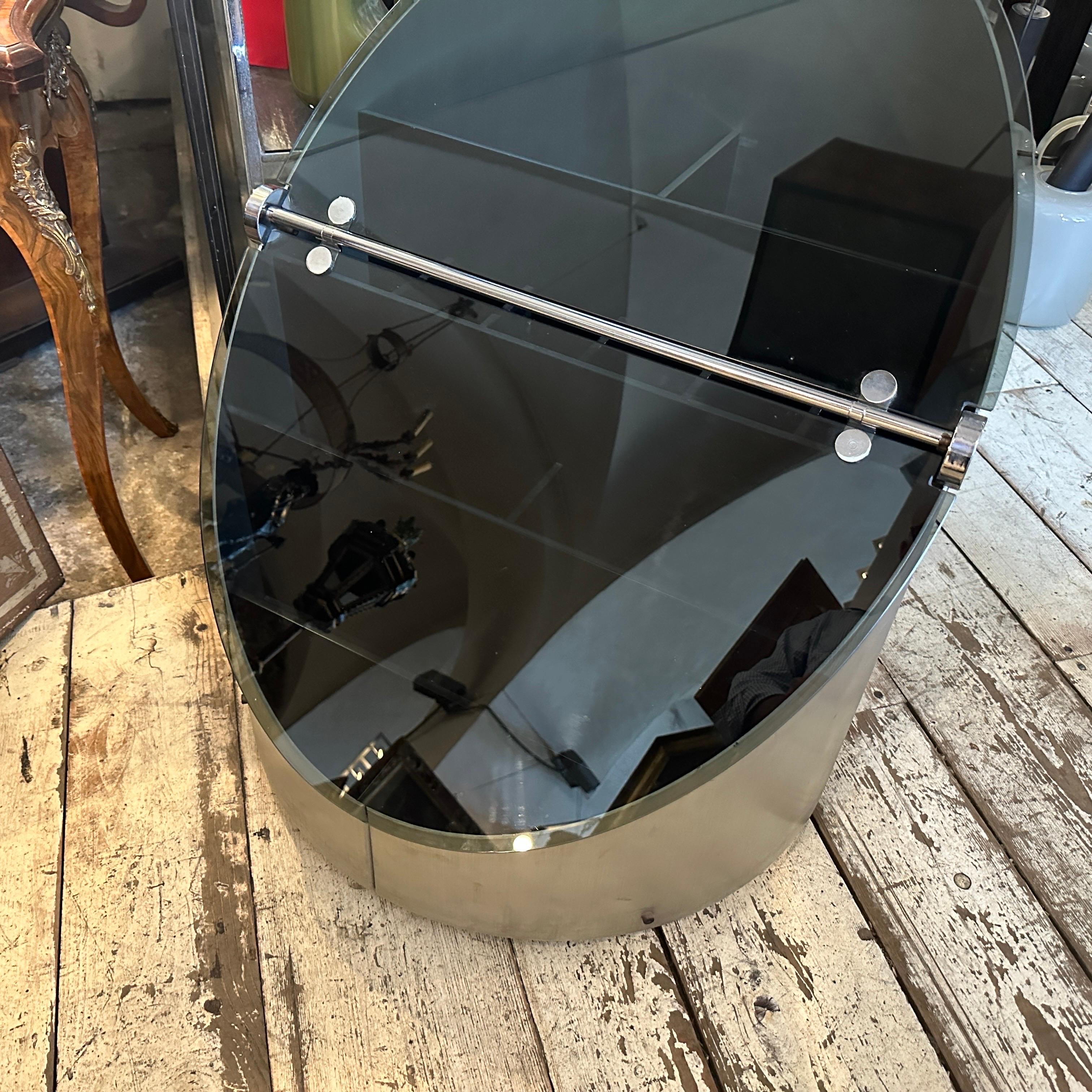 1970s Space Age Steel and Glass Bar Cart by Claudio Salocchi for Luigi Sormani For Sale 4