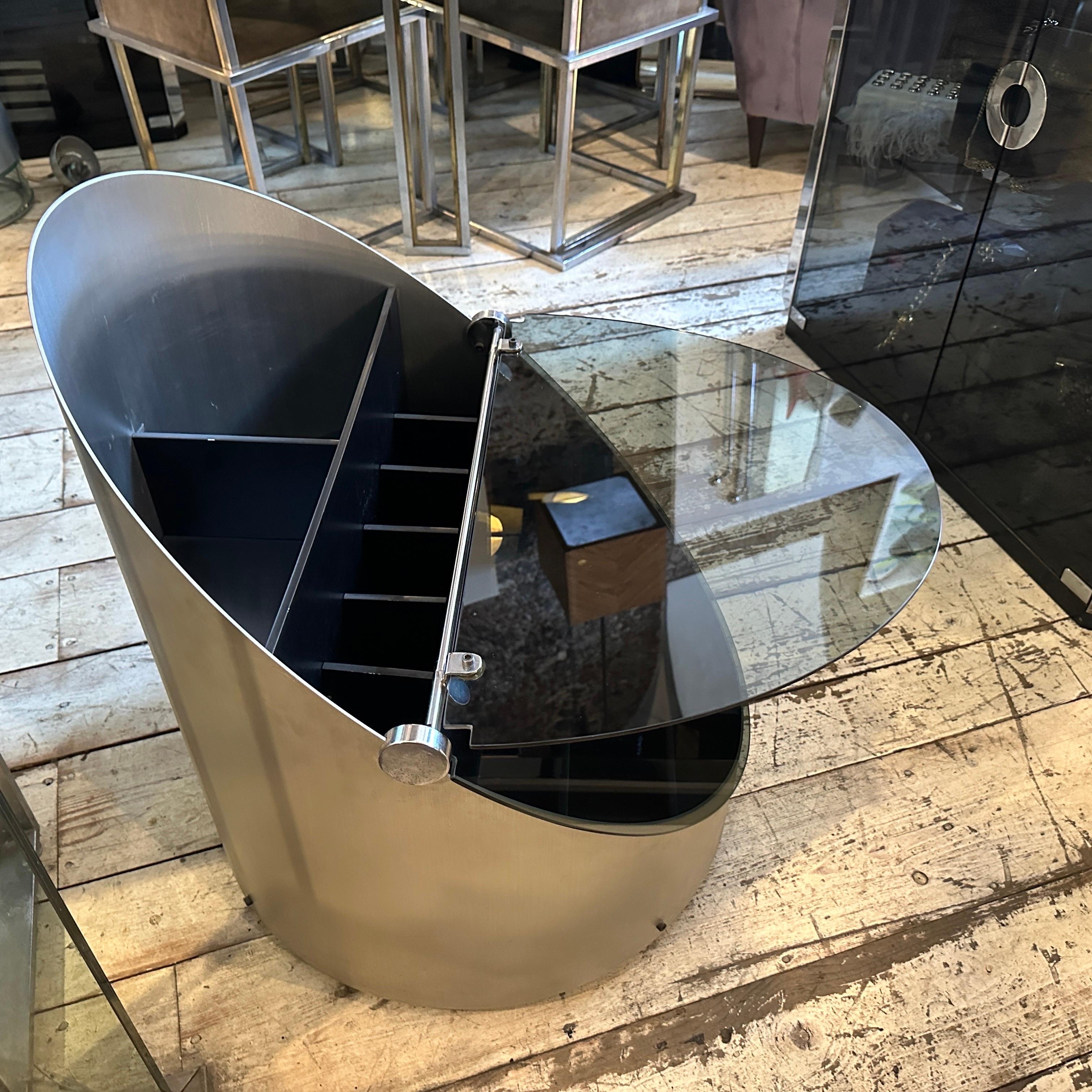 1970s Space Age Steel and Glass Bar Cart by Claudio Salocchi for Luigi Sormani For Sale 6