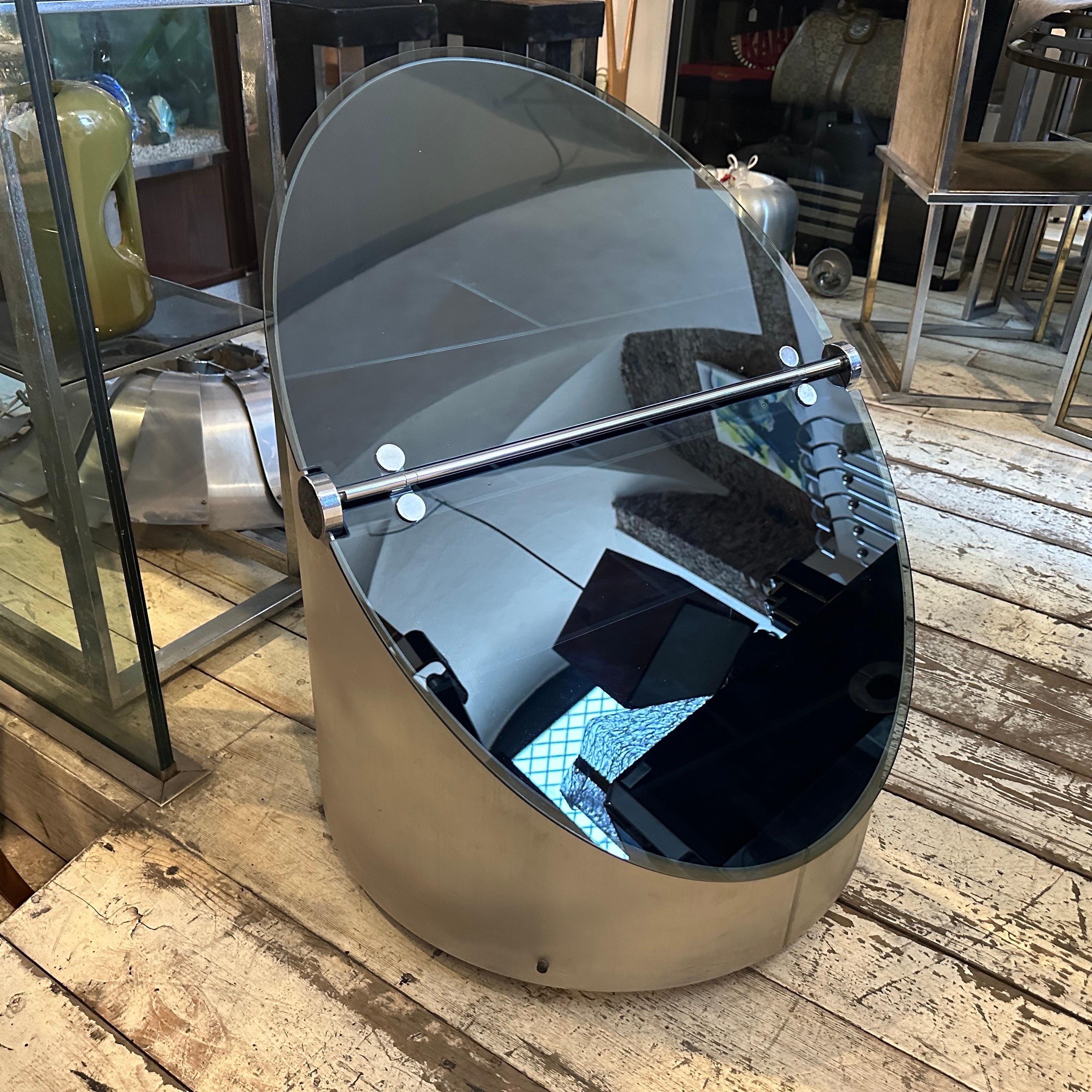 1970s Space Age Steel and Glass Bar Cart by Claudio Salocchi for Luigi Sormani For Sale 8