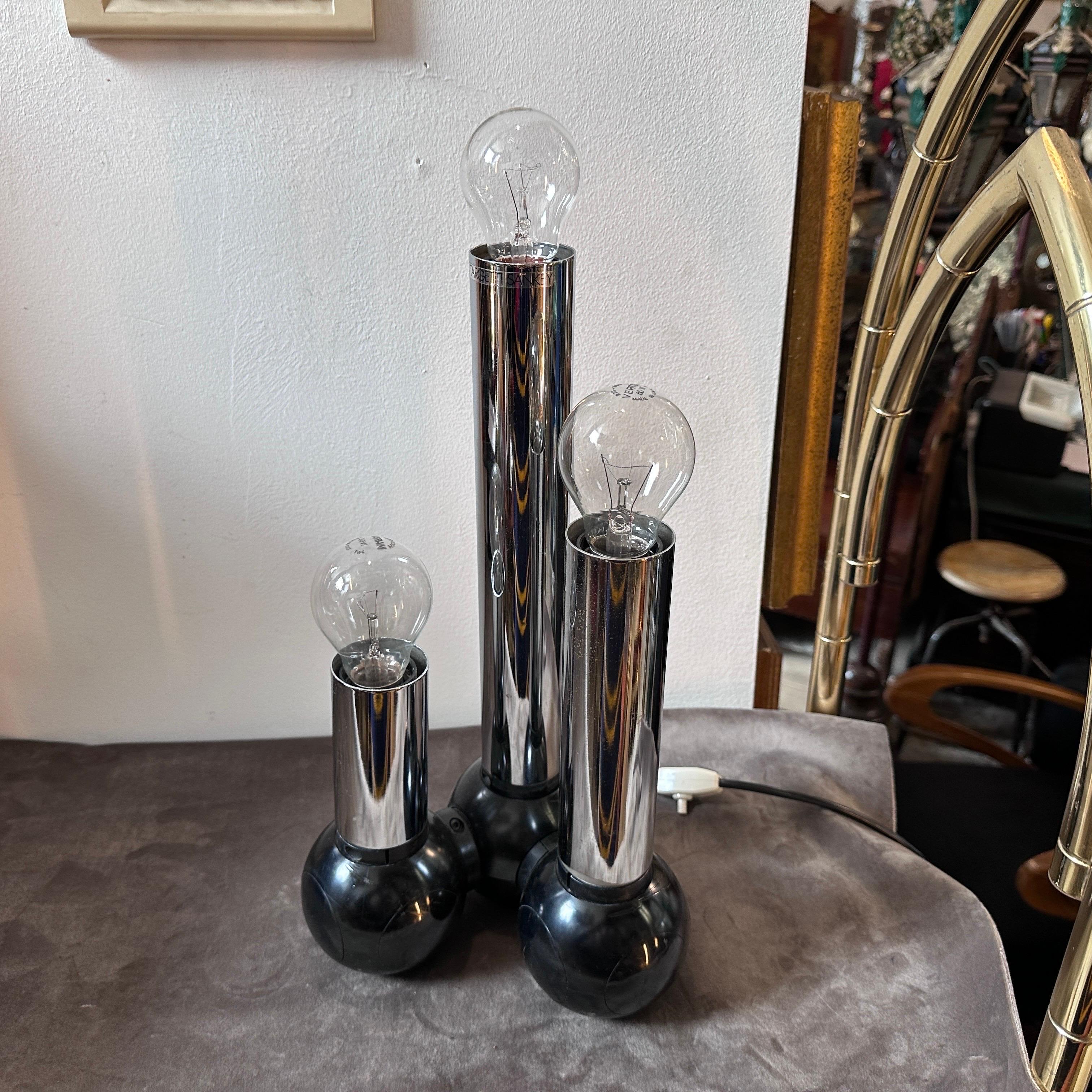 1970s Space Age Steel and Plastic Italian Table Lamp by Targetti Sankey In Good Condition In Aci Castello, IT