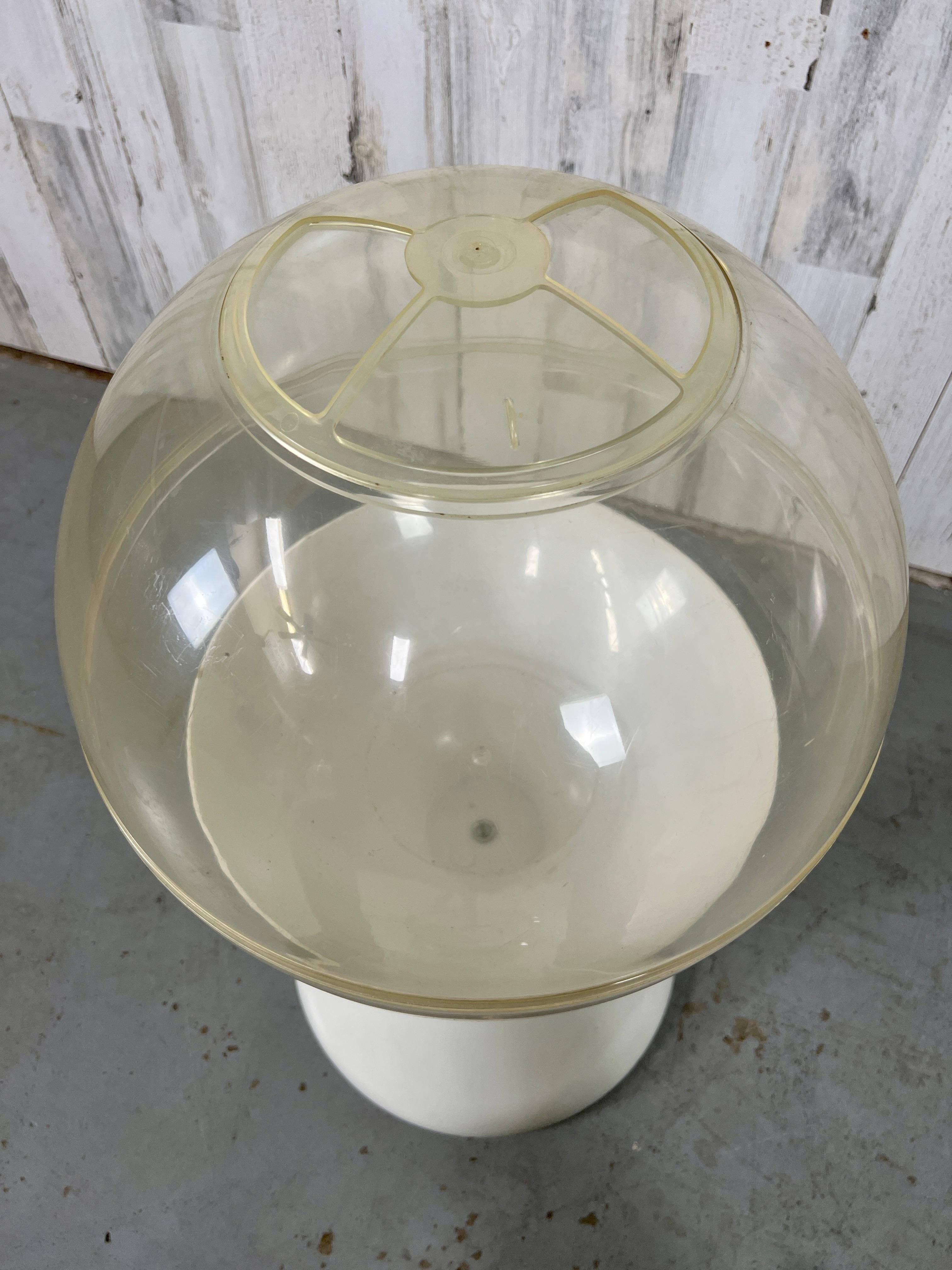 1970s Space Age Terrarium by Lawn Care In Good Condition In Denton, TX