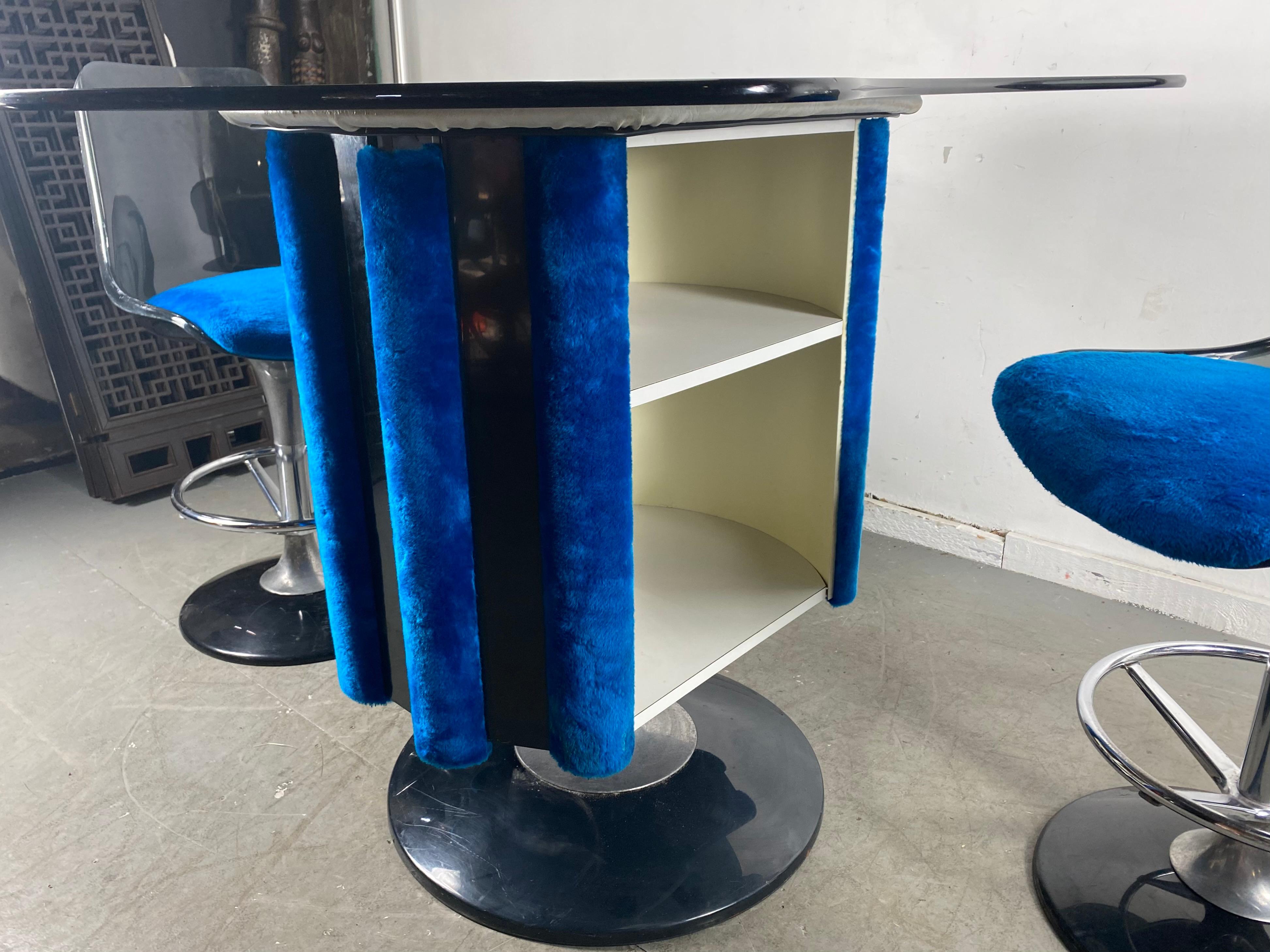1970s Space Age Three-Piece Pedestal Dry Bar with Two Stools by Chrome Craft 3