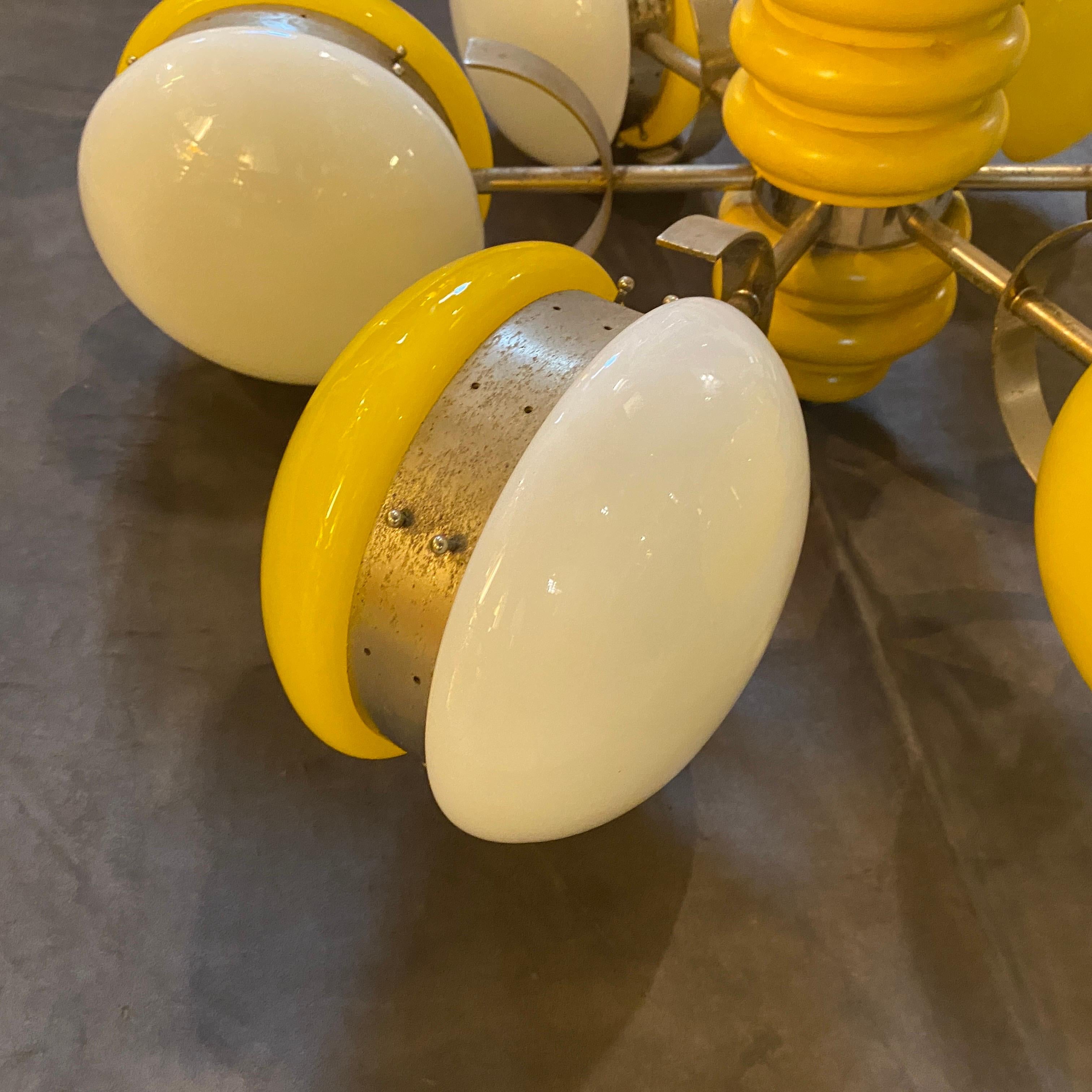 1970s Space Age White and Yellow Six Lights Italian Chandelier 8