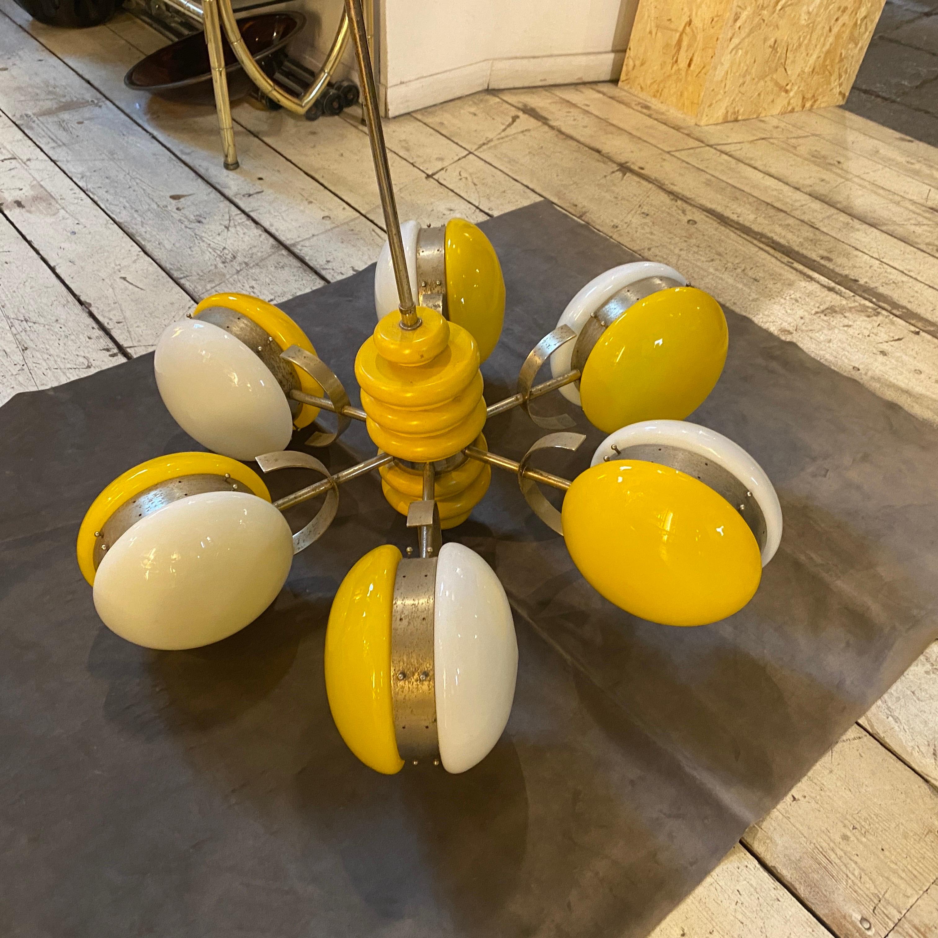 Metal 1970s Space Age White and Yellow Six Lights Italian Chandelier