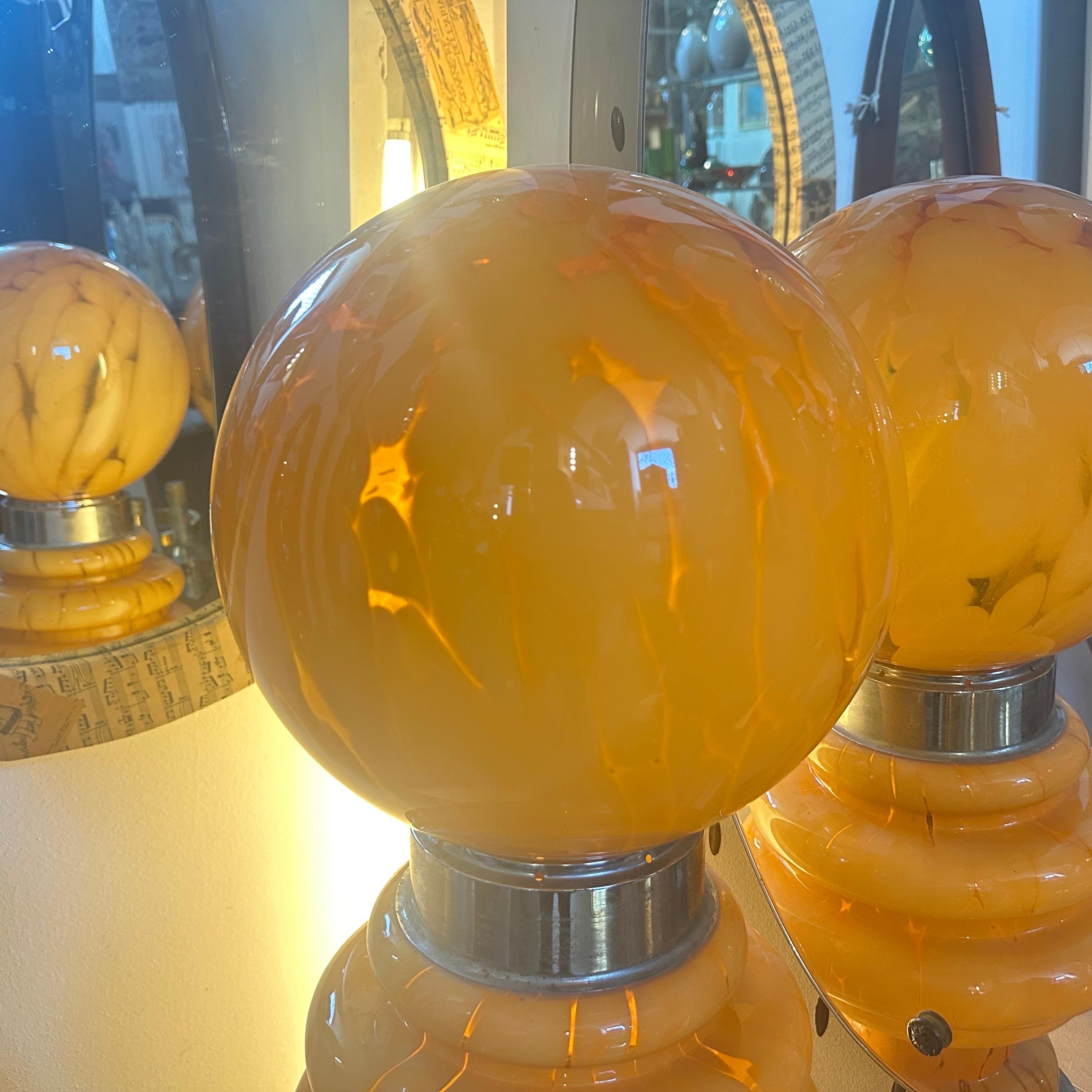 1970s Space Age Yellow Glass and Metal Table Lamp Carlo Nason for Mazzega For Sale 5