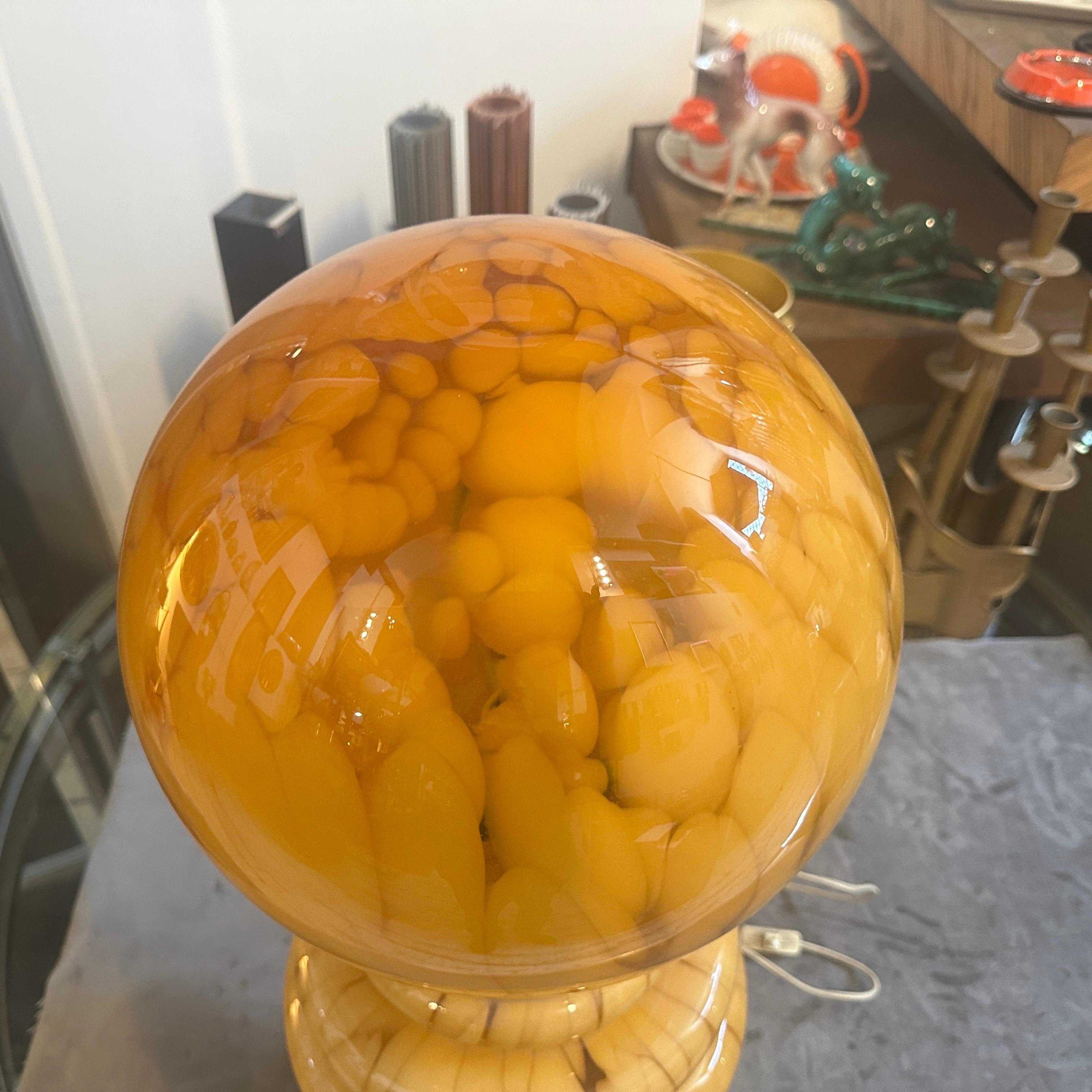 1970s Space Age Yellow Glass and Metal Table Lamp Carlo Nason for Mazzega For Sale 7
