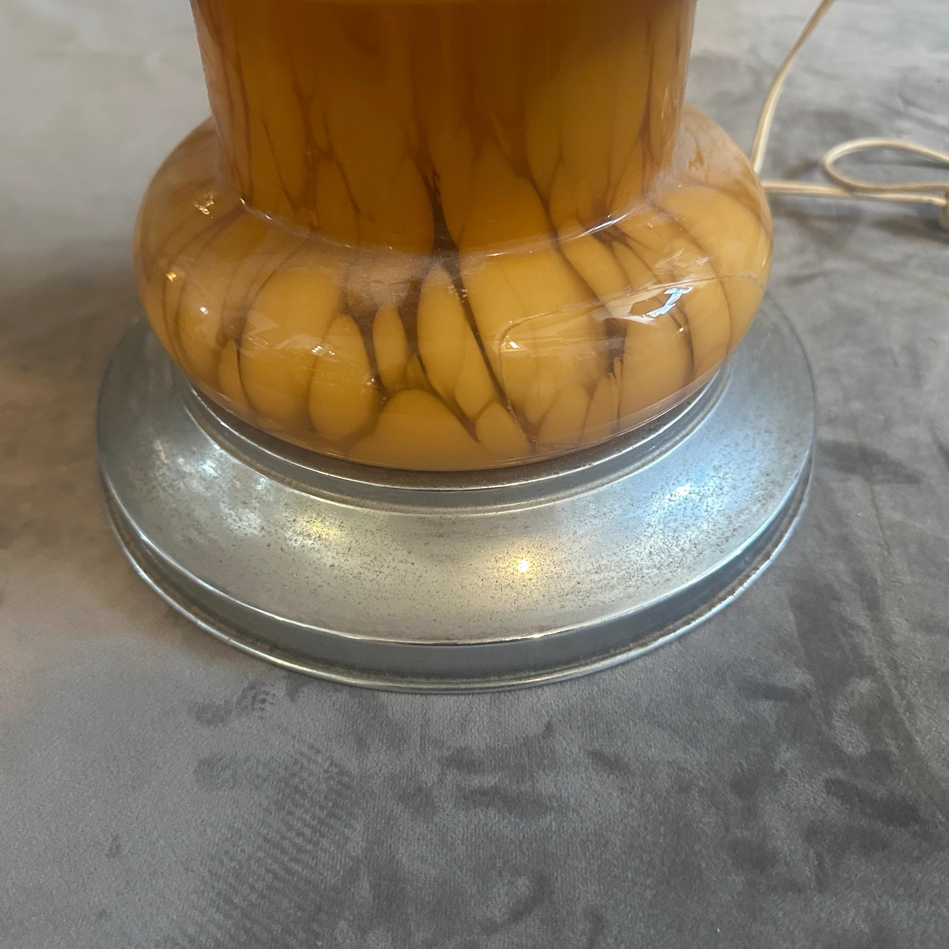1970s Space Age Yellow Glass and Metal Table Lamp Carlo Nason for Mazzega For Sale 2