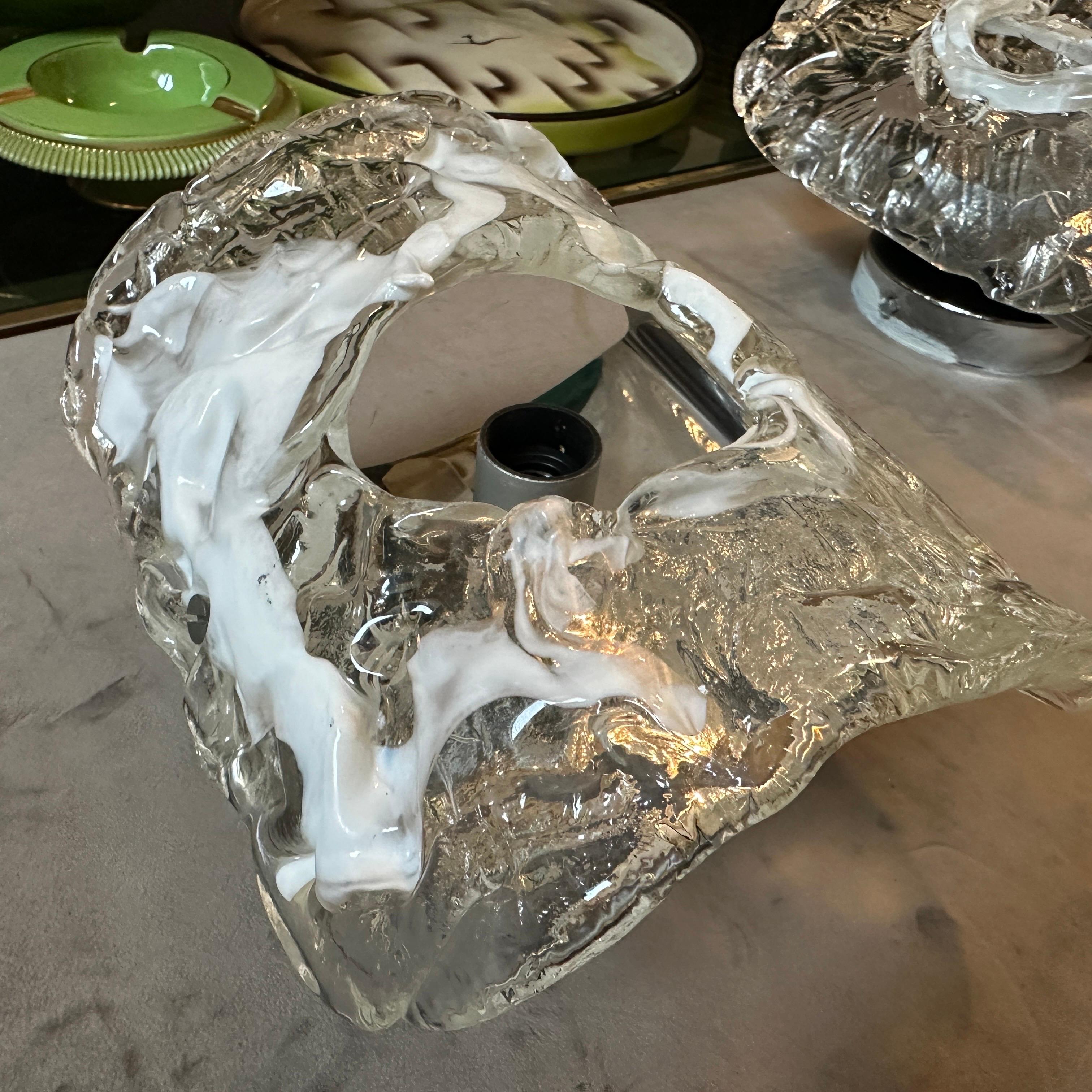 1970s Spage Age Clear and White Murano Glass and Steel Wall Sconces by Mazzega For Sale 2