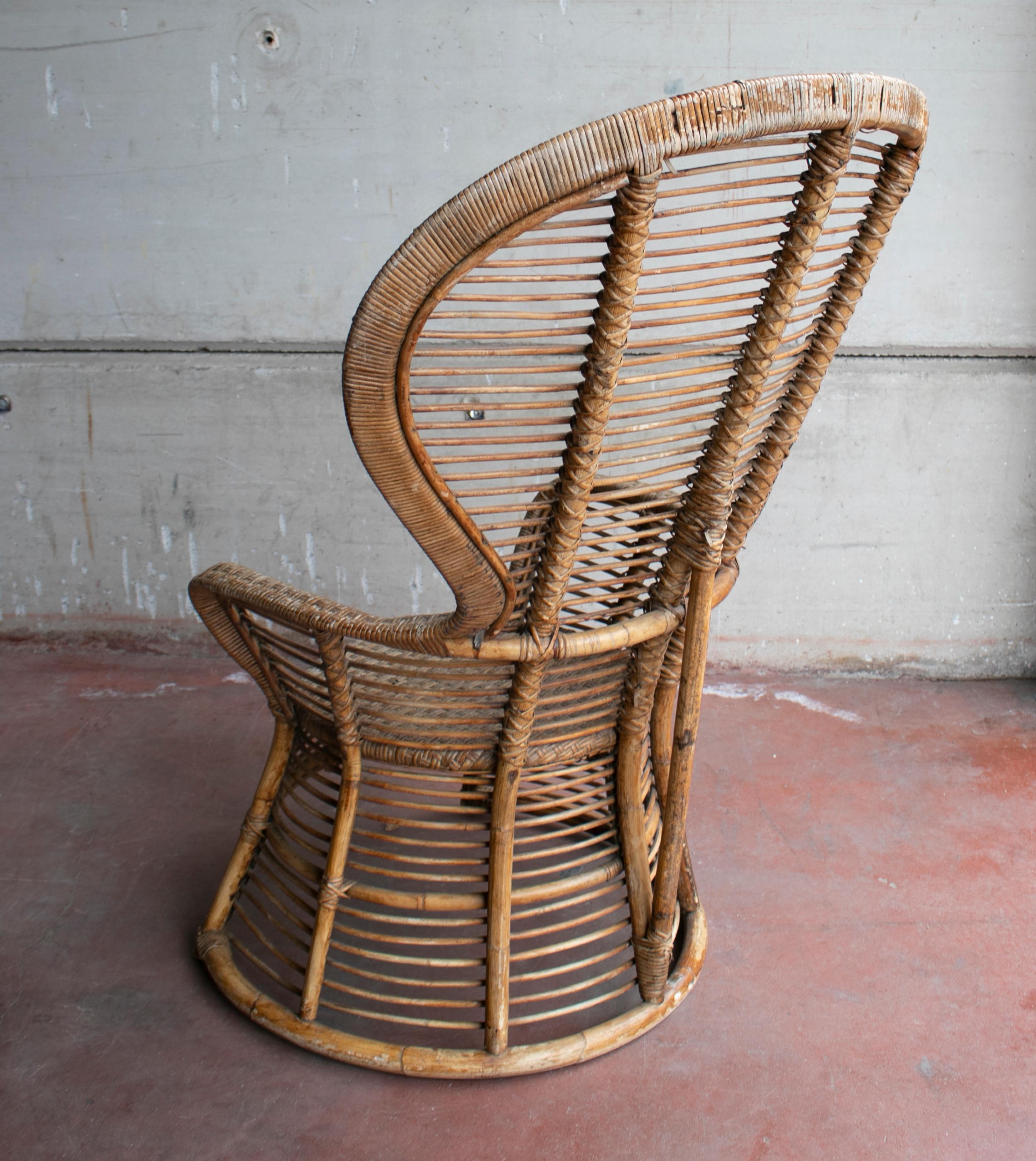 1970s Spanish Armchair of Bamboo Wicker Tall Back Rest In Good Condition For Sale In Marbella, ES