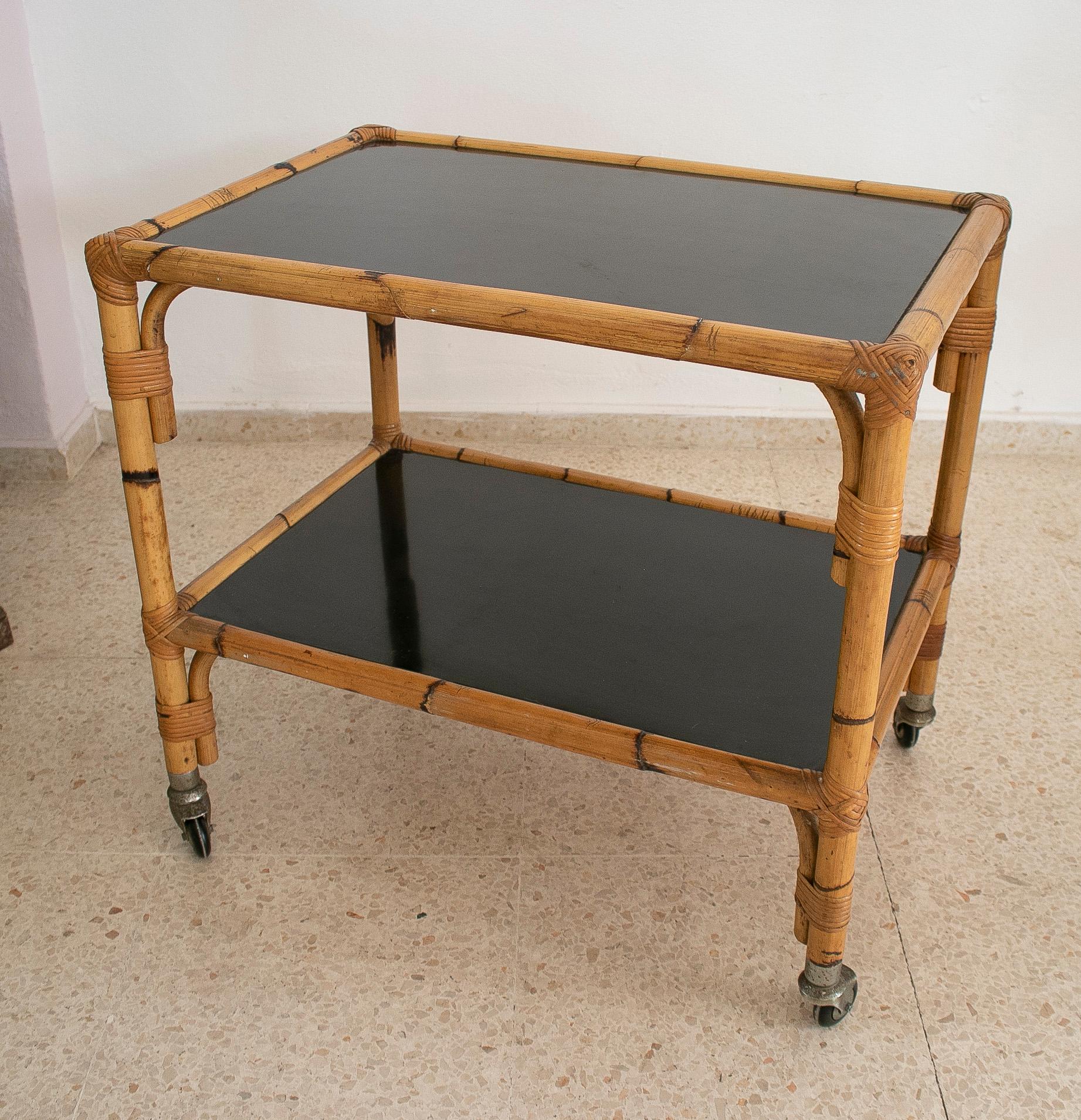 20th Century 1970s Spanish Bamboo 2-Shelves Trolley w/ Smoked Glass Panels For Sale