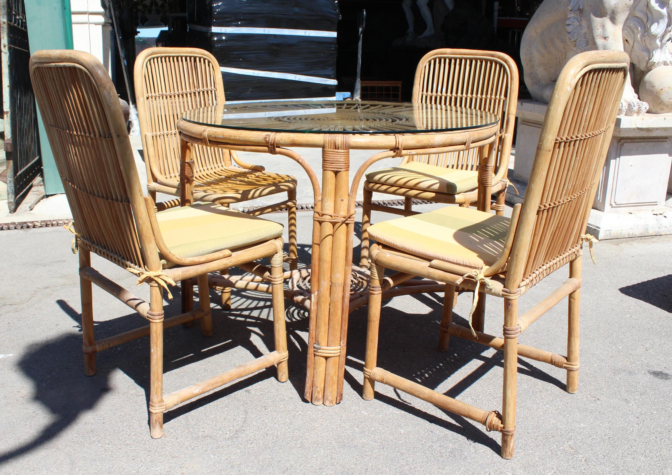 1970s Spanish Bamboo 4-Piece Dining Set In Good Condition In Marbella, ES