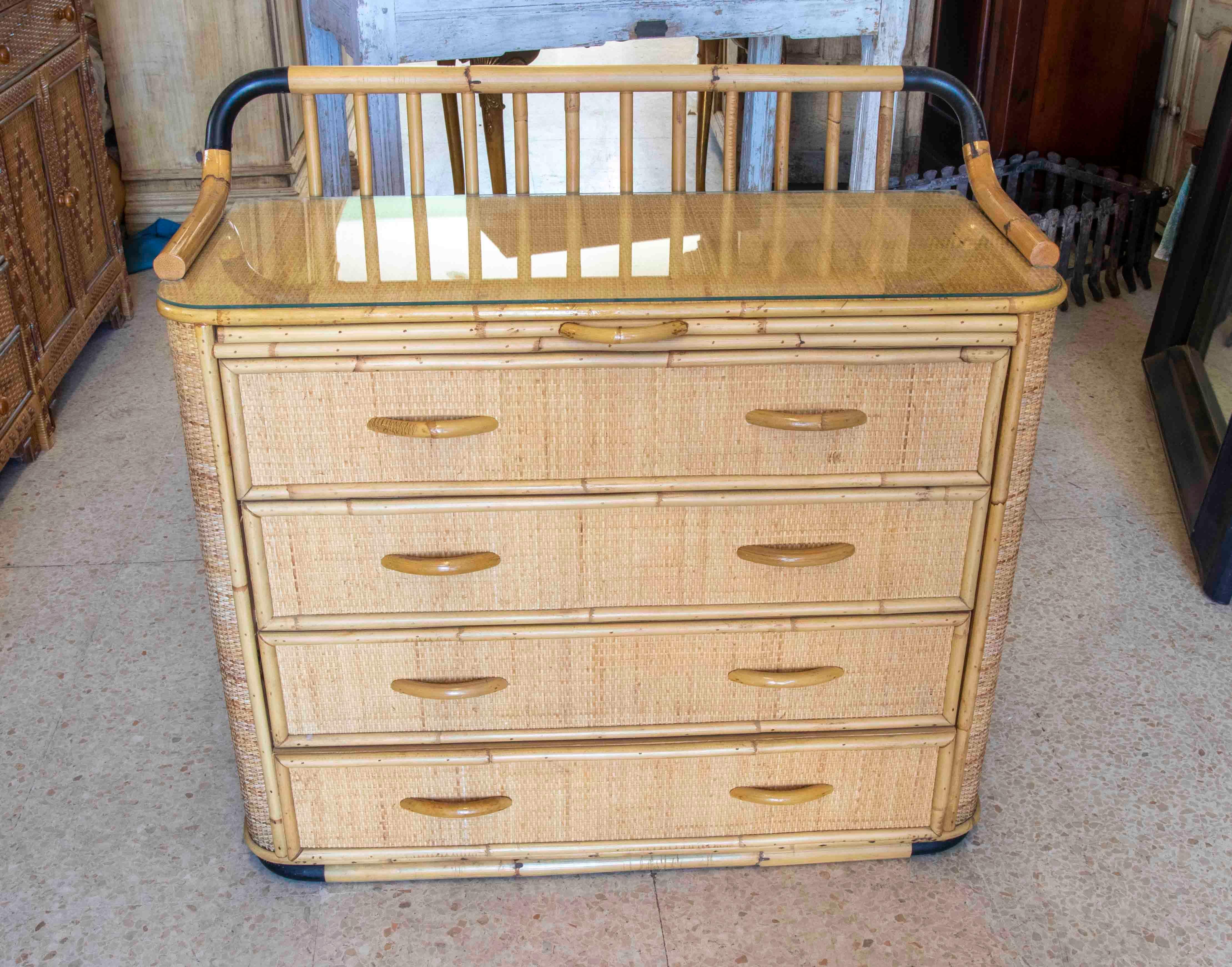 1970s Spanish Bamboo and Wicker Chest with Four Drawers  In Good Condition In Marbella, ES