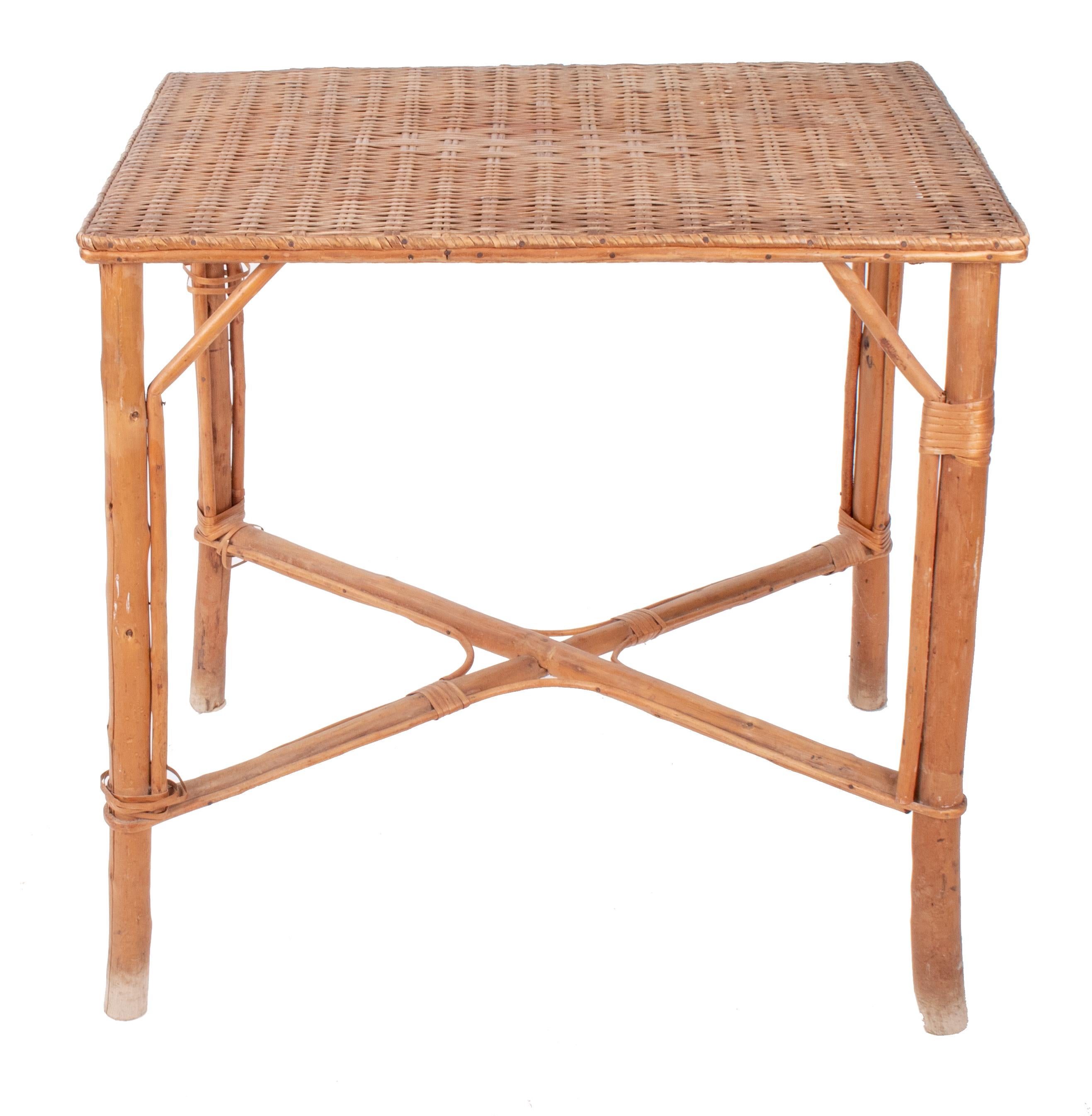 1970s Spanish Bamboo and Wicker Side Table For Sale 2