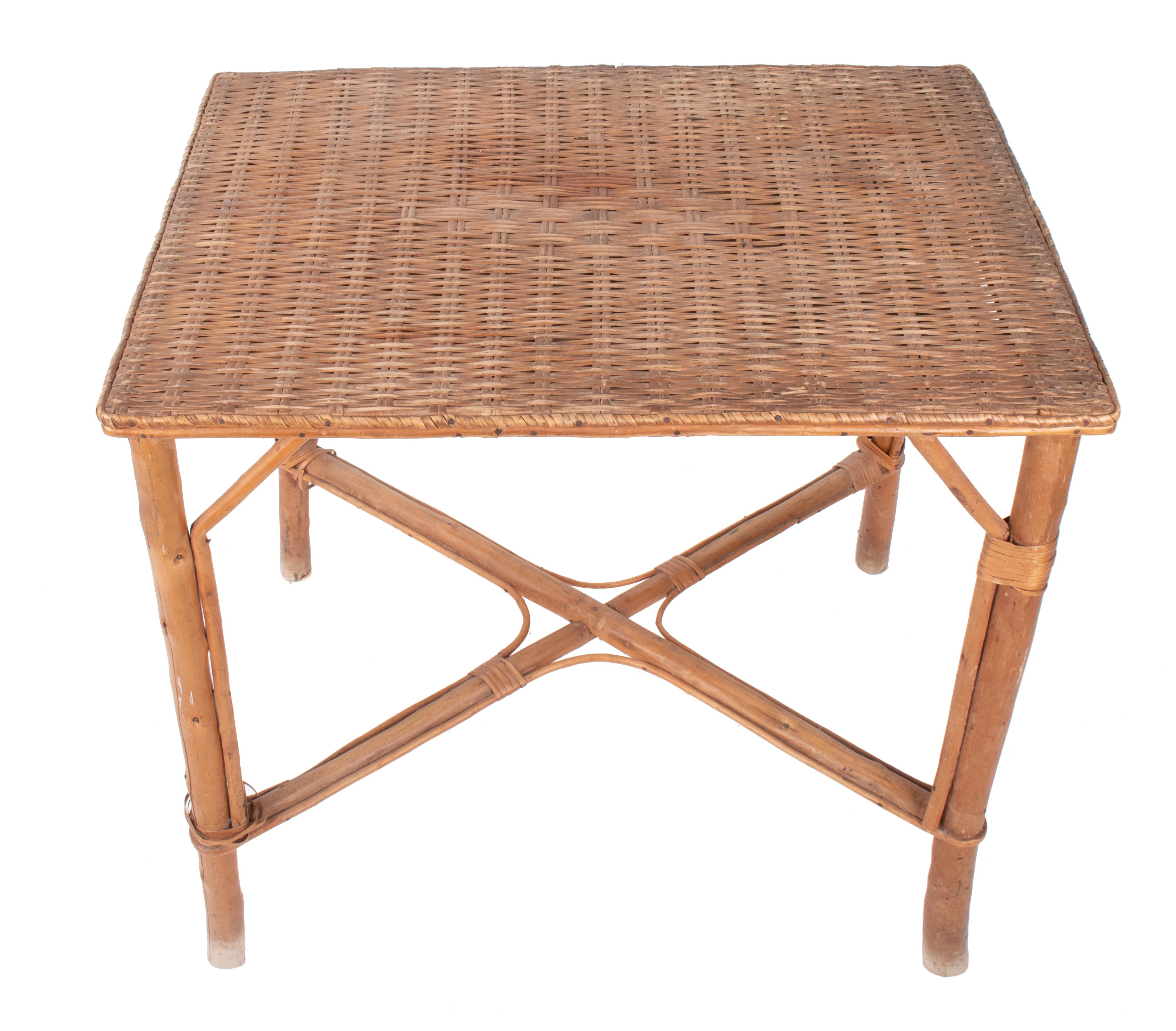 1970s Spanish Bamboo and Wicker Side Table For Sale 3