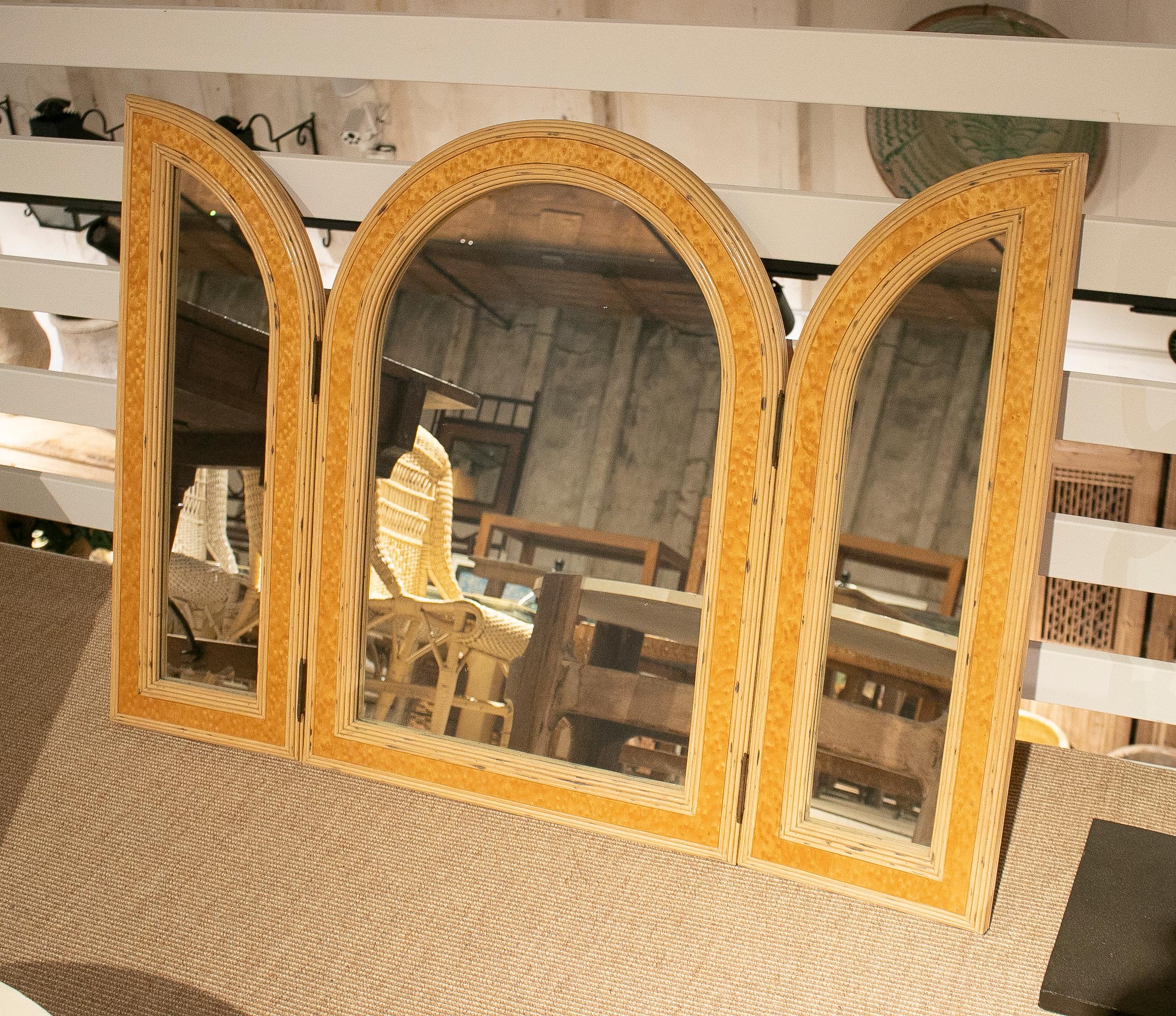Spagnolo Specchio pieghevole triplo in bambù spagnolo del 1970 in vendita