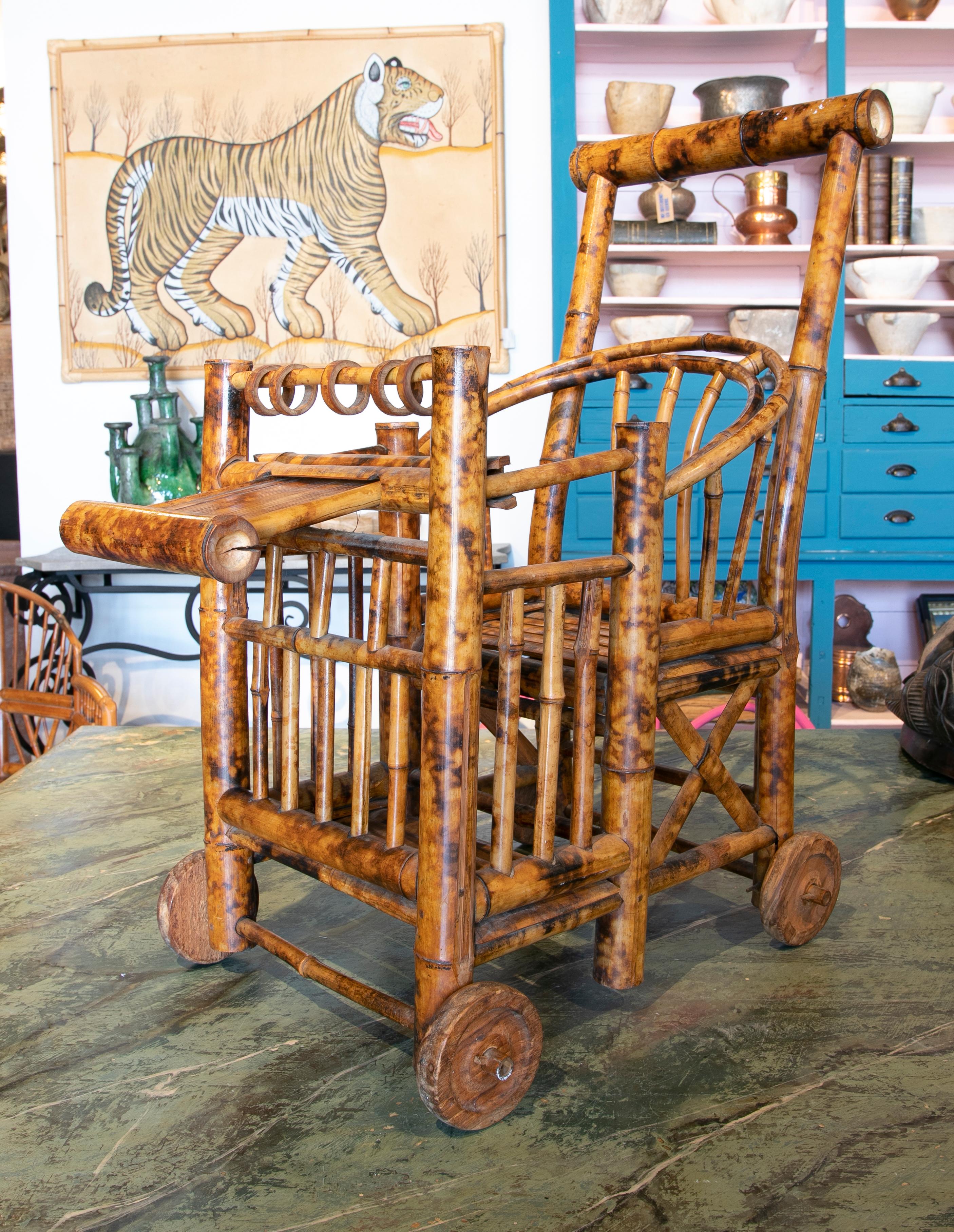 1970s Spanish Bamboo Wheeled Children's Trolley In Good Condition For Sale In Marbella, ES