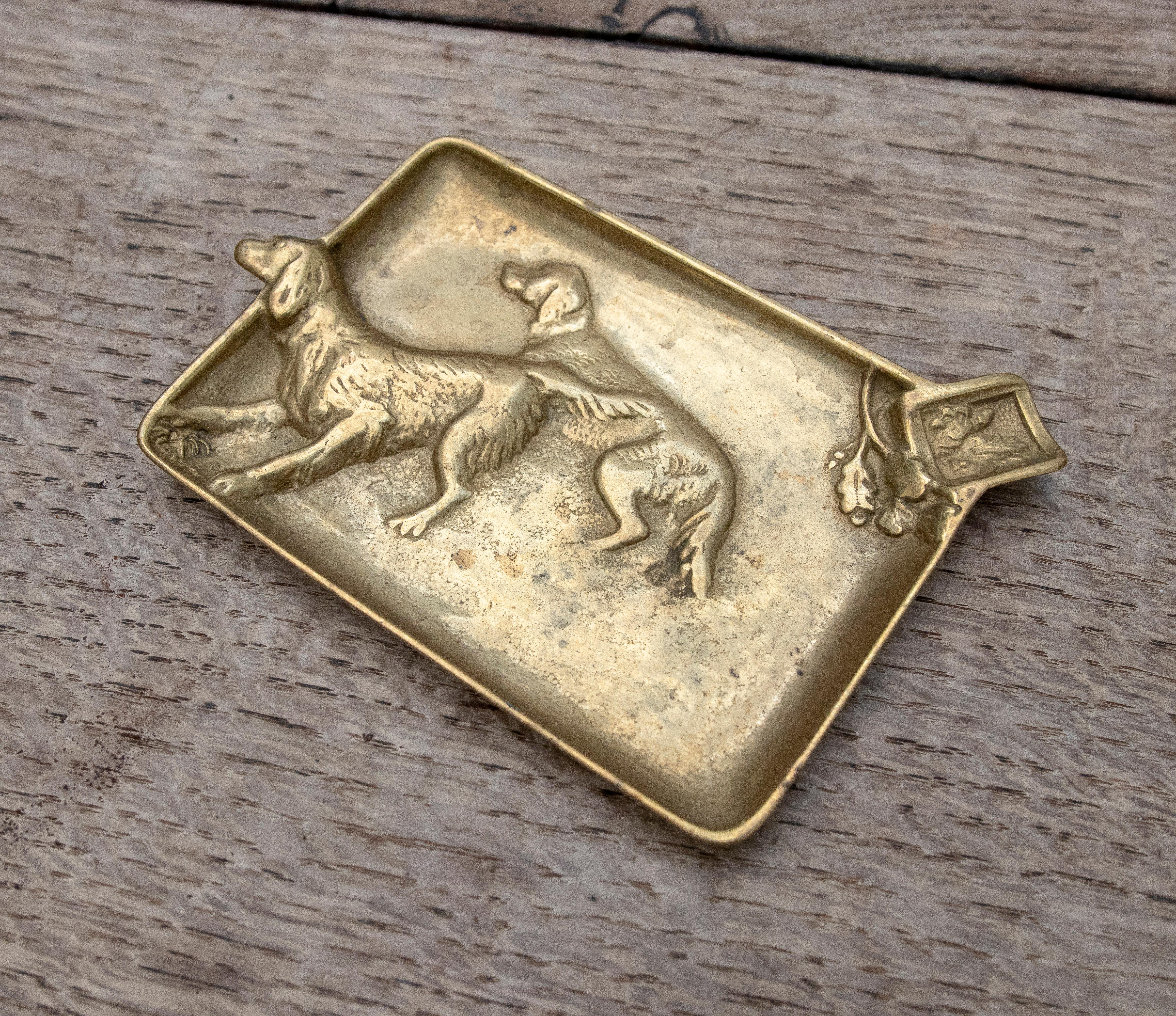 1970s, Spanish Bronze Ashtray with Hunting Dogs  In Good Condition In Marbella, ES