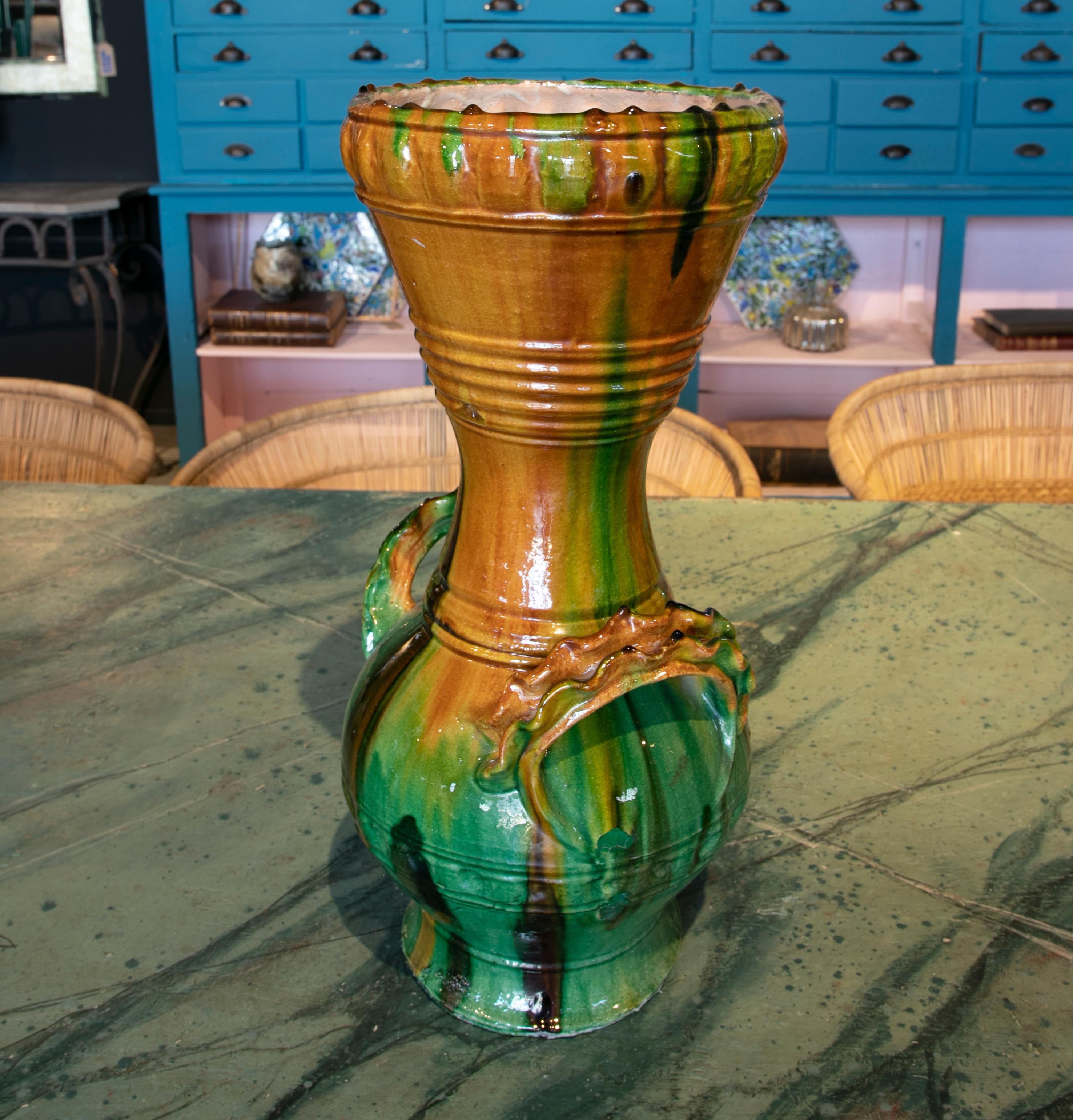 1970s Spanish Brown & Green Glazed Terracotta Ceramic Vase w/ Handles In Good Condition In Marbella, ES