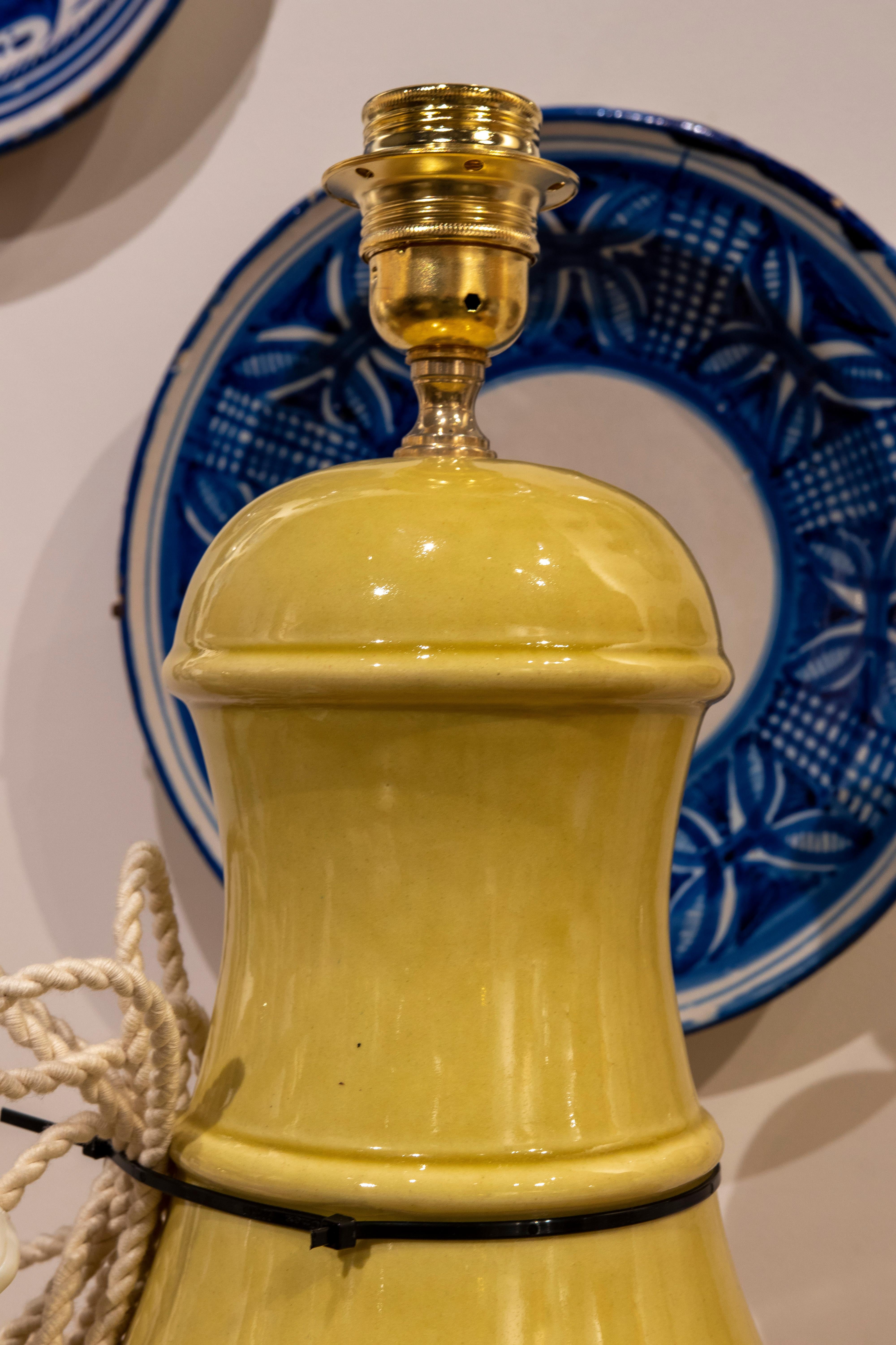 1970s Spanish Ceramic Lamp in Yellow Colour 3