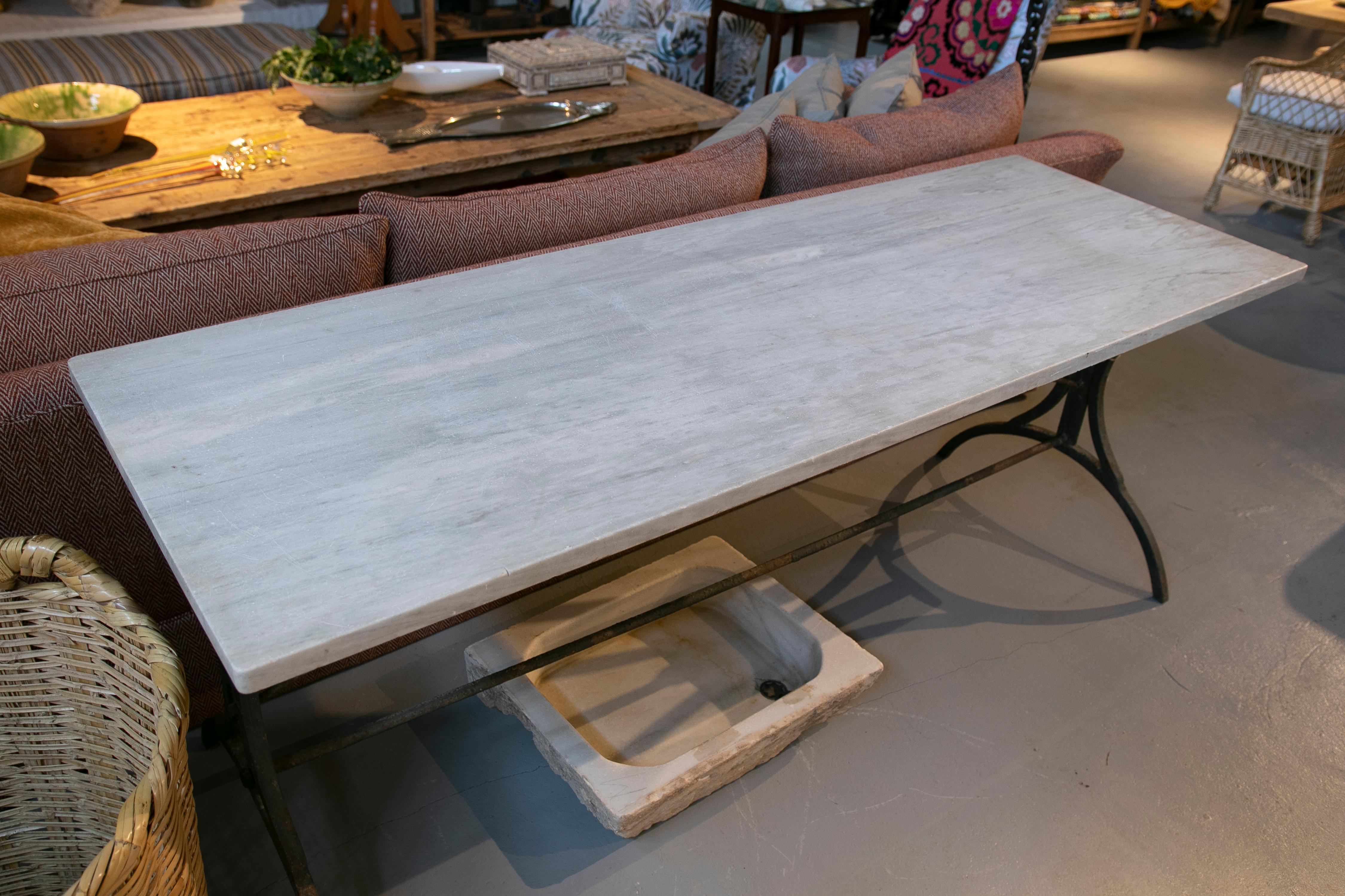 1970s Spanish Console Table with an Iron Base and Marble Top 7