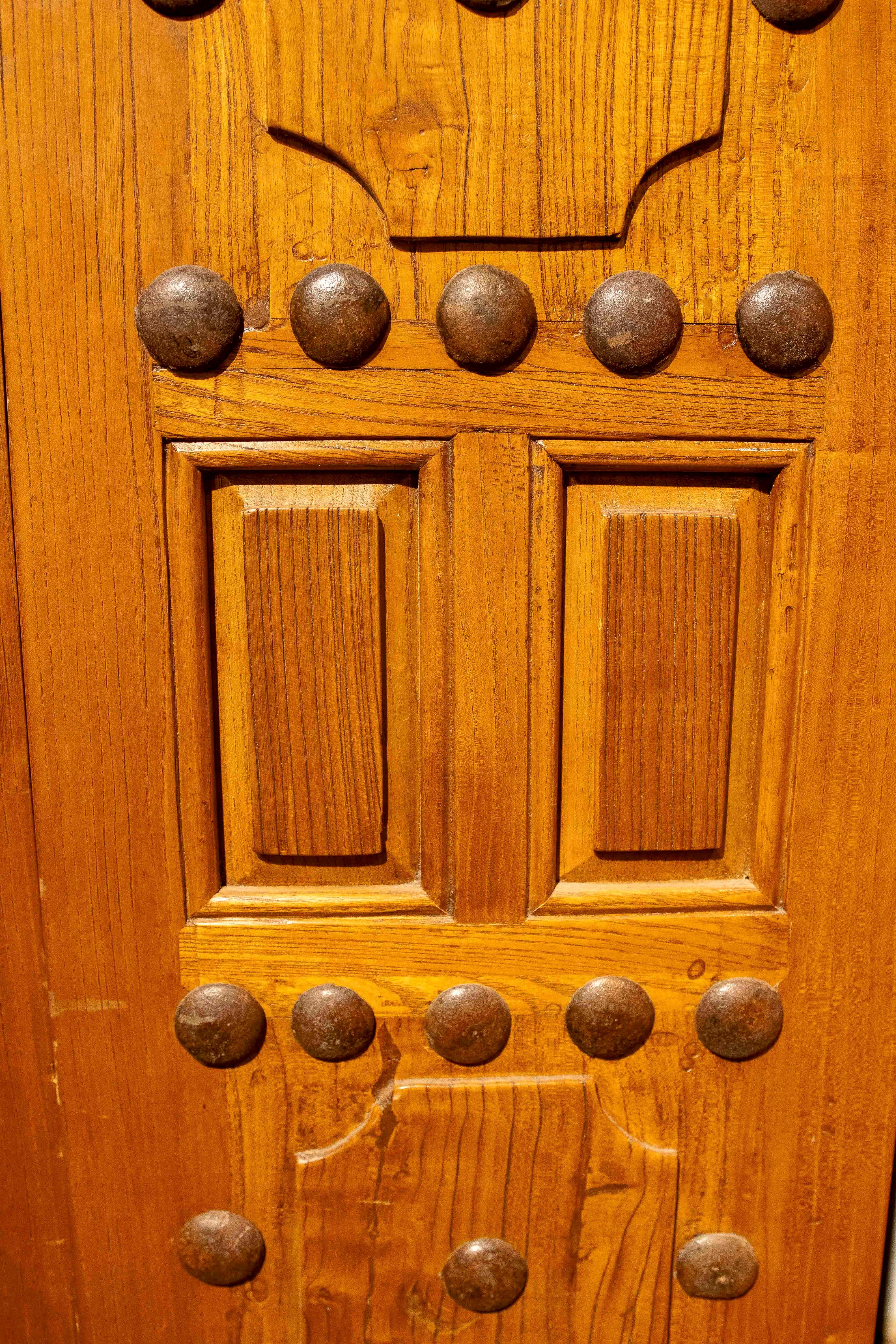 1970s Spanish Elm Wood Doors with Castilian-style Wrought Iron Studs For Sale 3