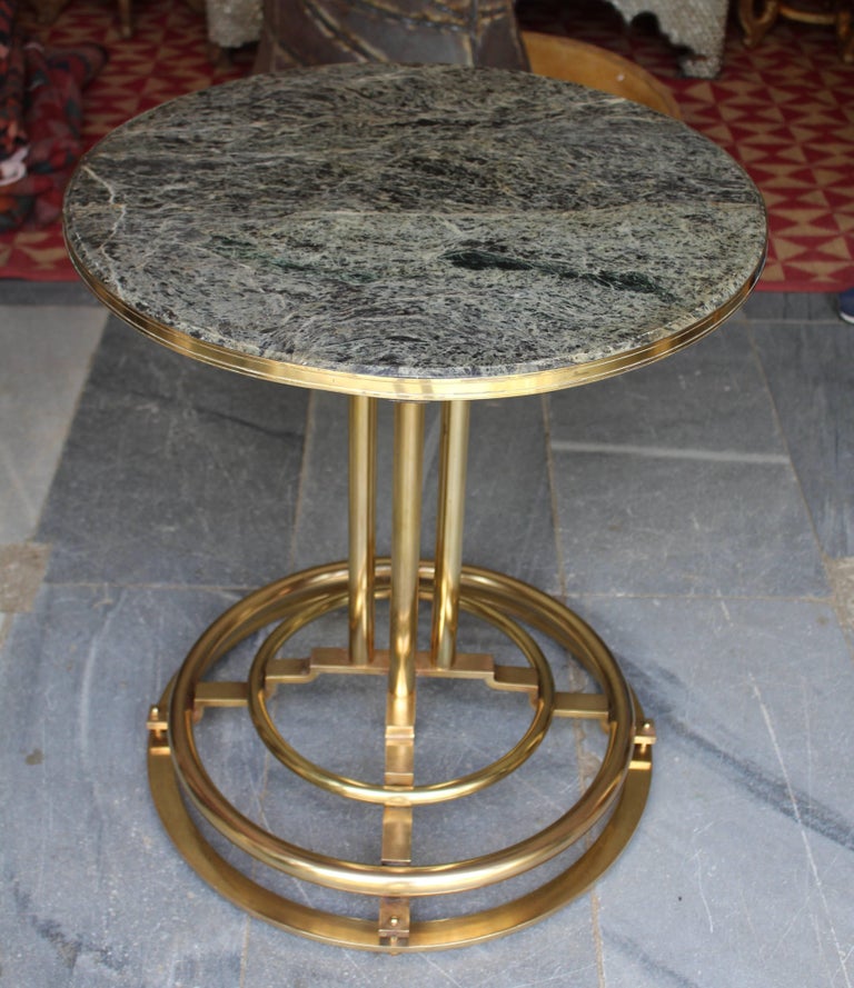 1970s Spanish gilded brass side table with green serpentine marble top from renowned Marbella restaurant La Meridiana.