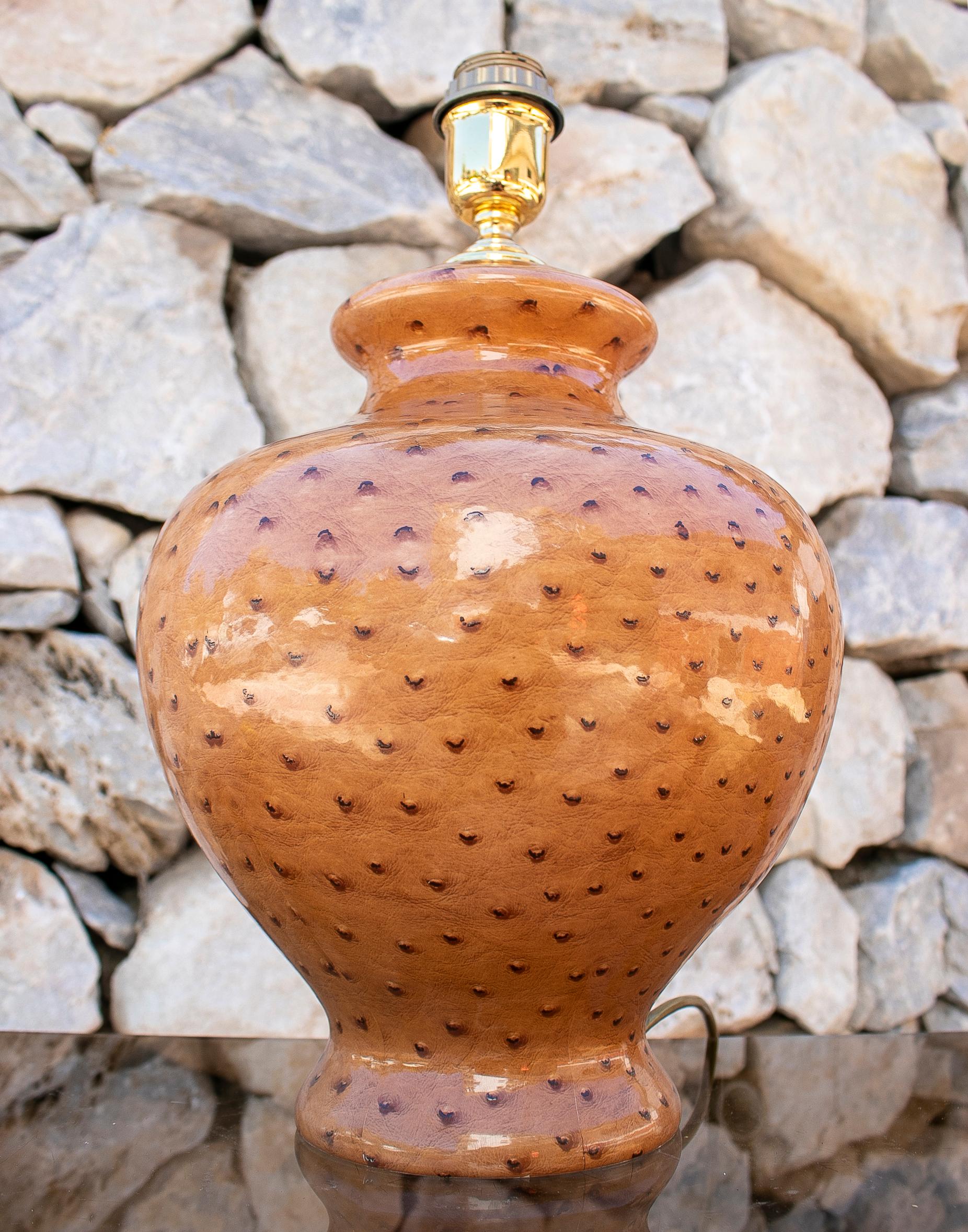 1970s Spanish Glaze Terracotta Table Lamp w/ Faux Snake Skin Finish In Good Condition In Marbella, ES