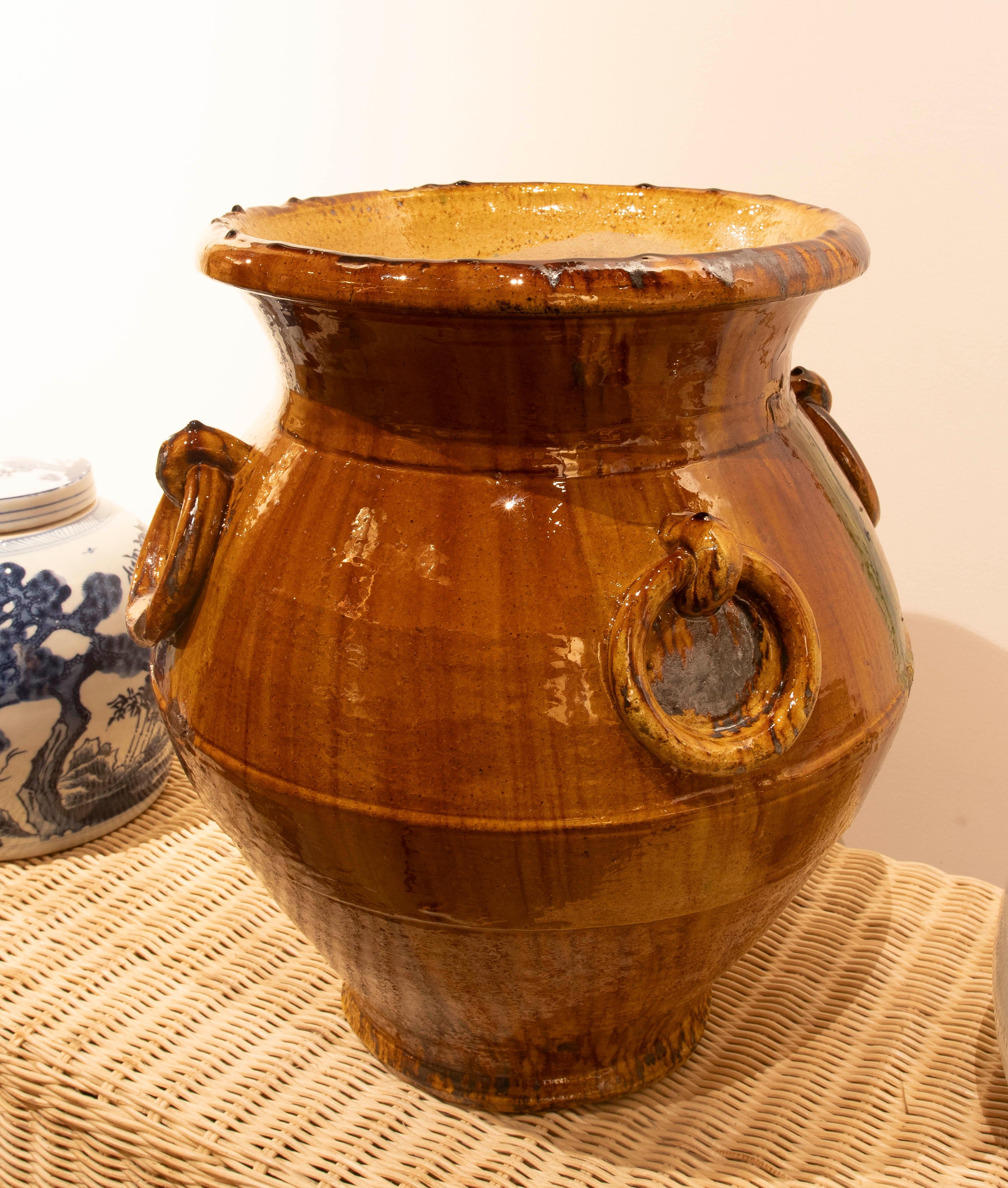 1970s Spanish Glazed Ceramic Vase with Handle Decoration  In Good Condition For Sale In Marbella, ES