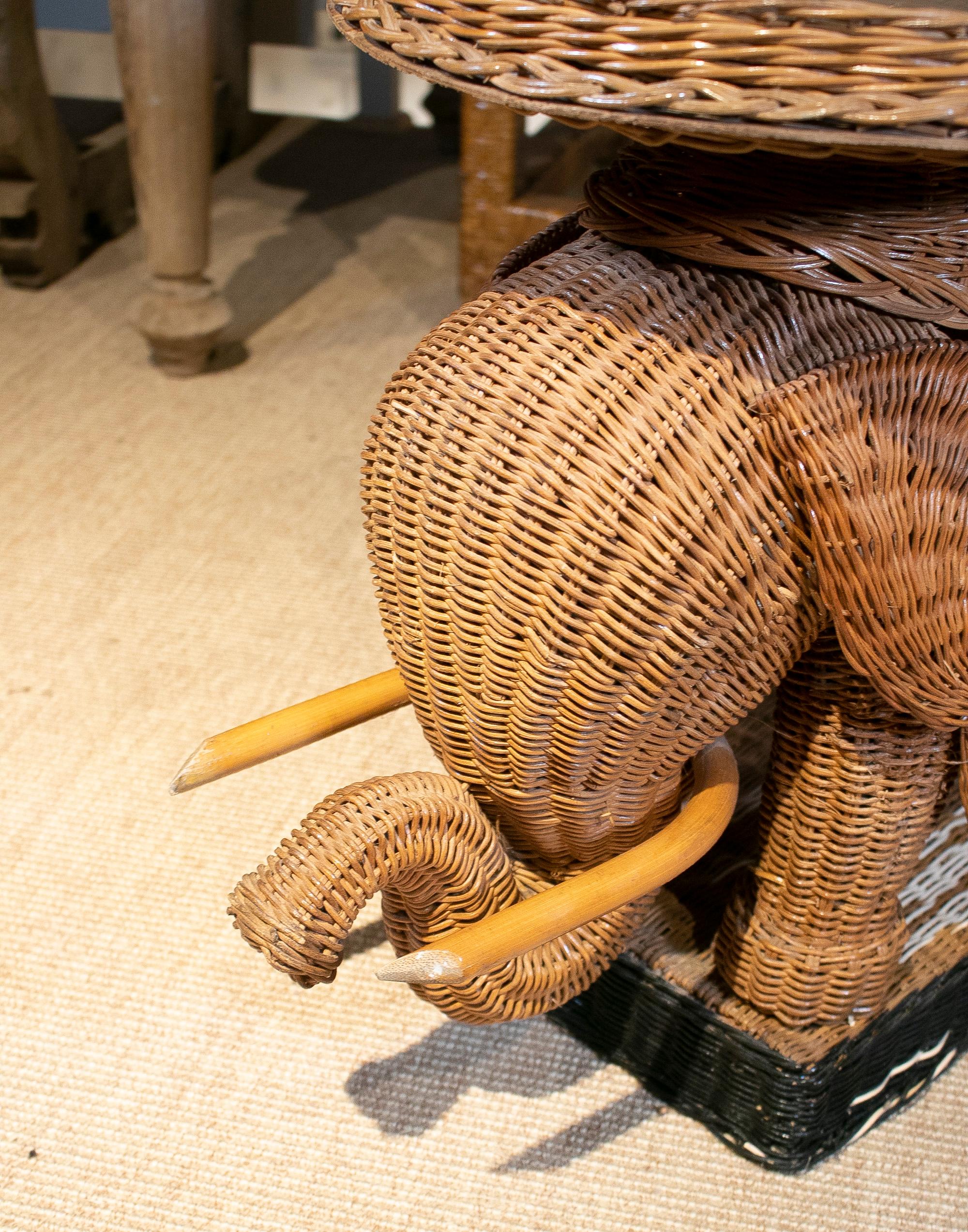 1970s Spanish Hand Woven Wicker Elephant Shaped Pedestal Table 5