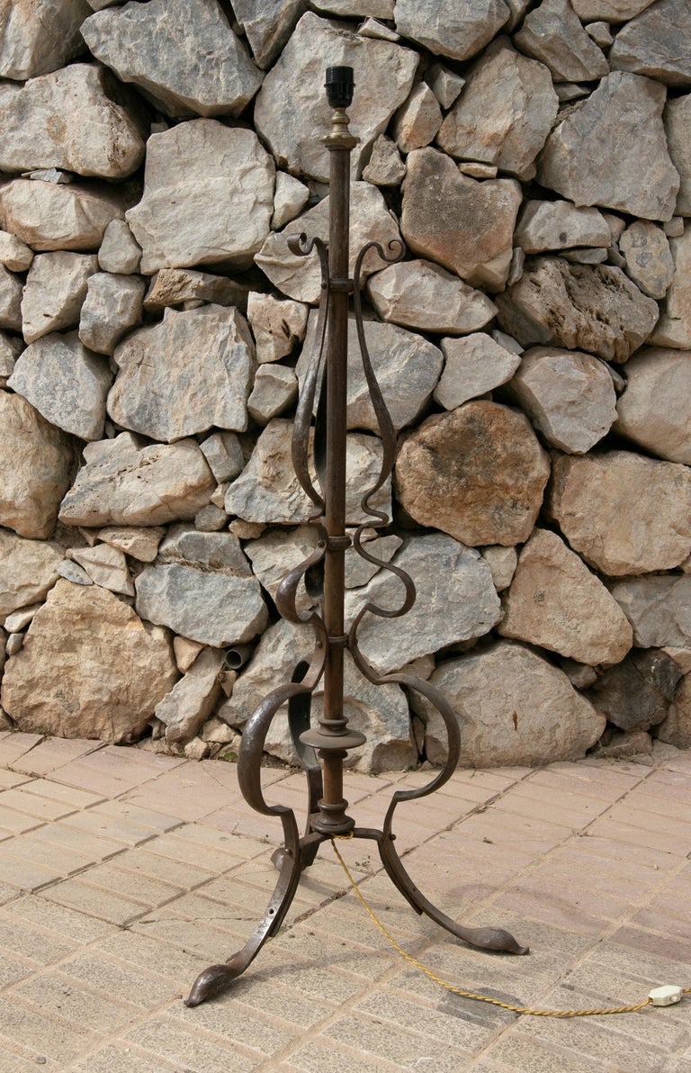 1970s Spanish Iron and Bronze Floor Lamp For Sale at 1stDibs