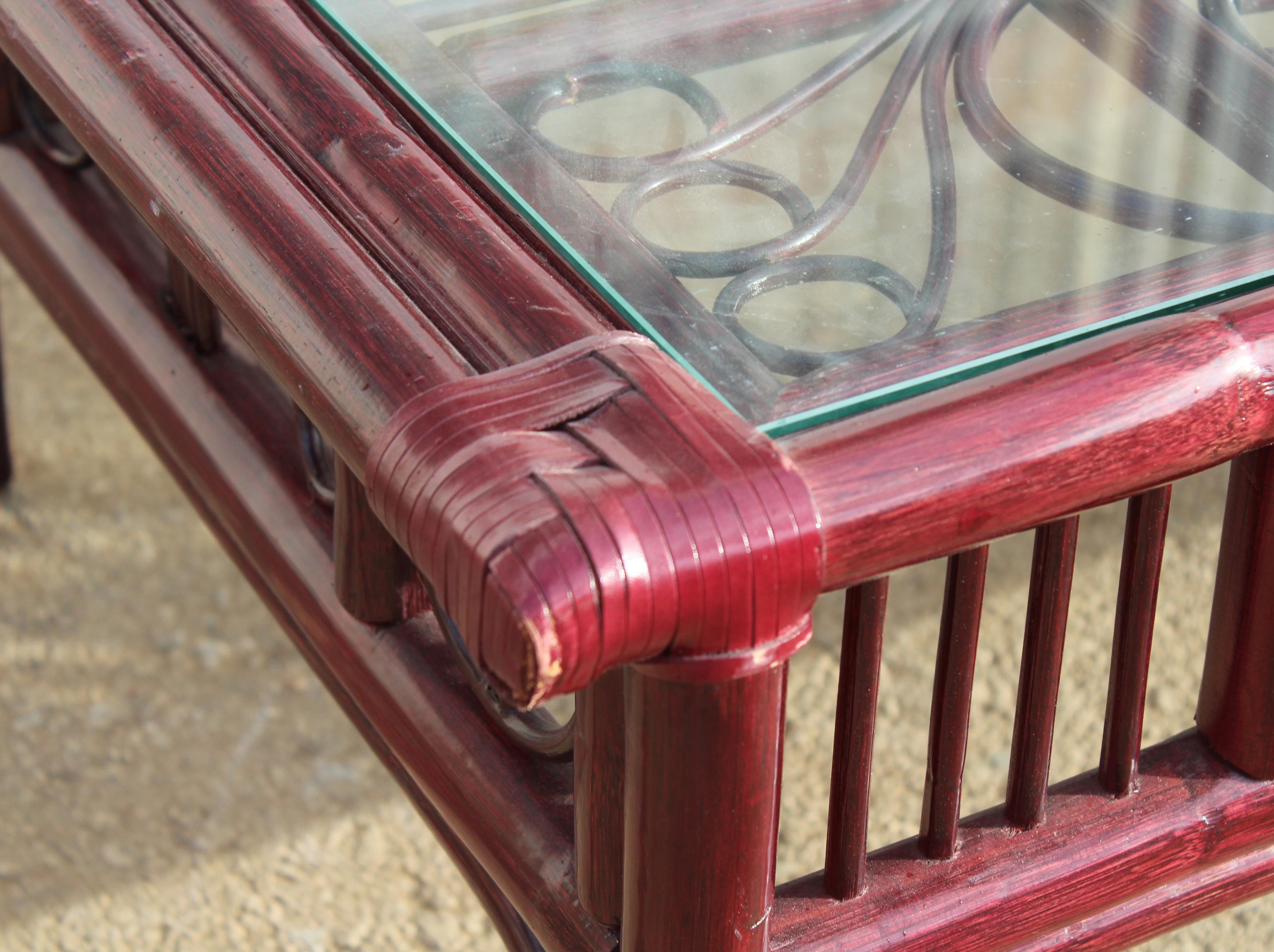 1970s Spanish Oriental Style Red Wooden Coffee Table with Leather Binds For Sale 2