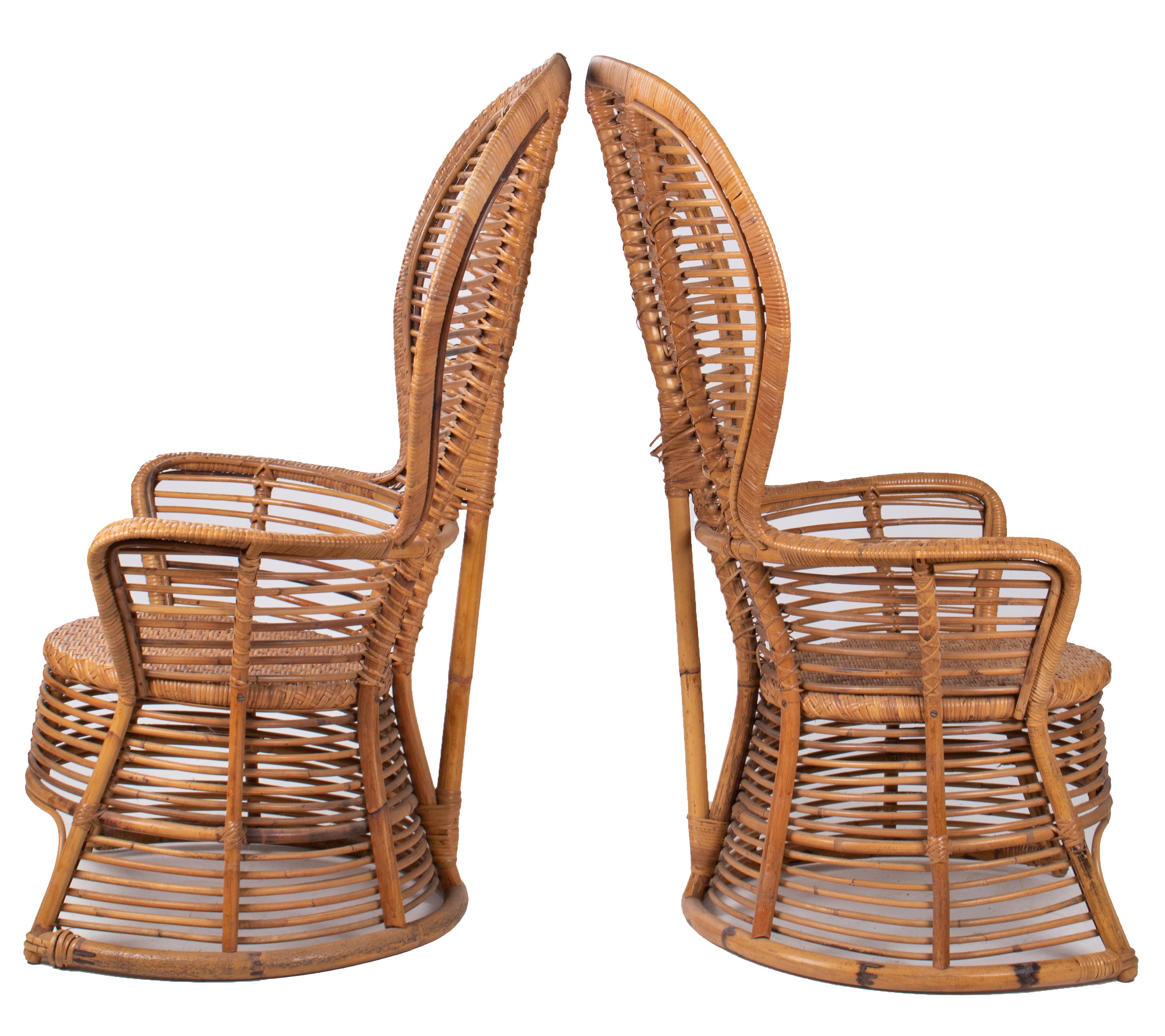 1970s Spanish Pair of Bamboo Wicker Tall Back Rest Armchairs In Good Condition In Marbella, ES