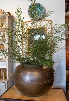 1970s Spanish Pair of Bronze Flower Pots with Round Shape