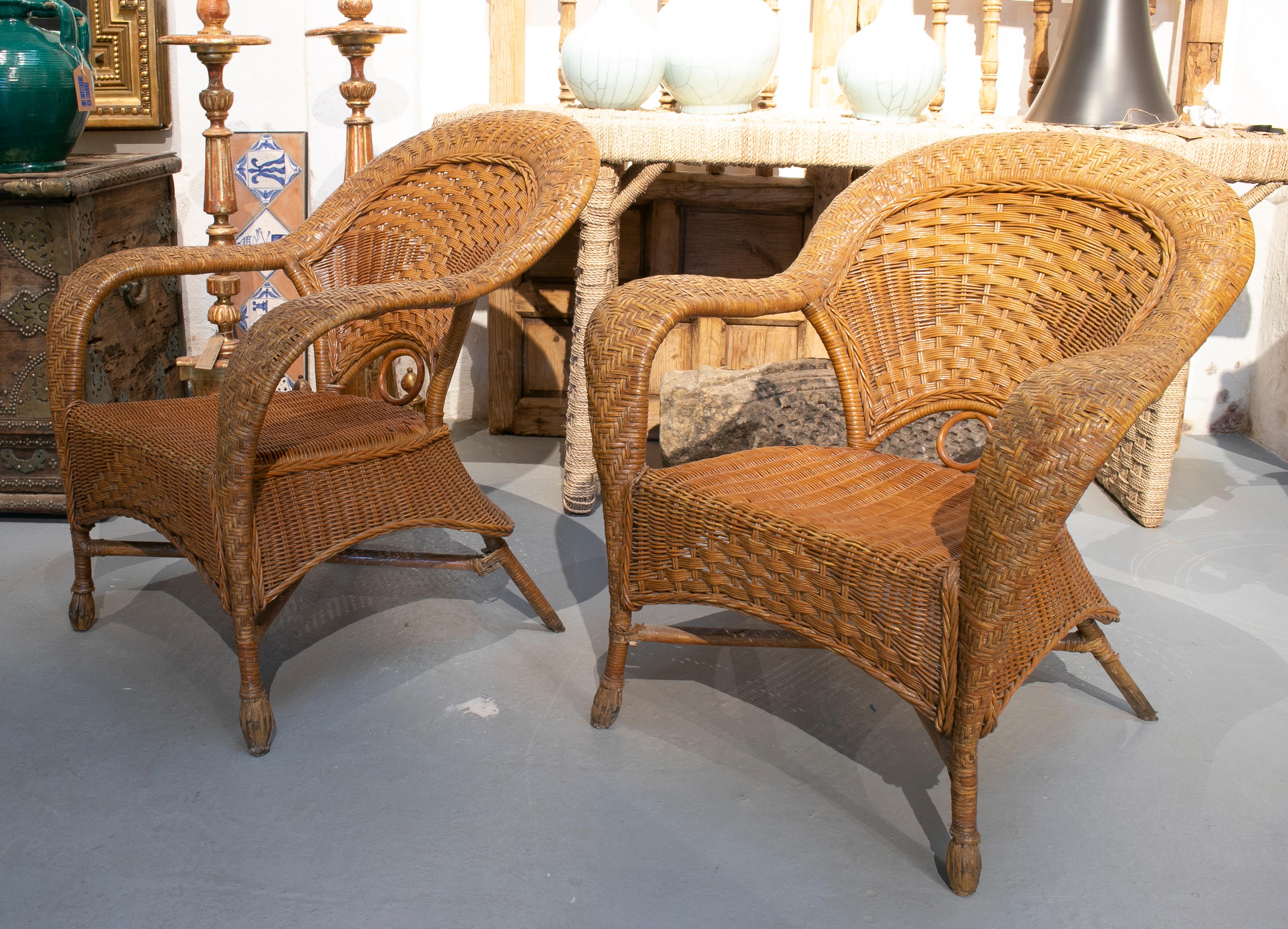 1970s Spanish Pair of Hand Woven Wicker Armchairs In Good Condition In Marbella, ES