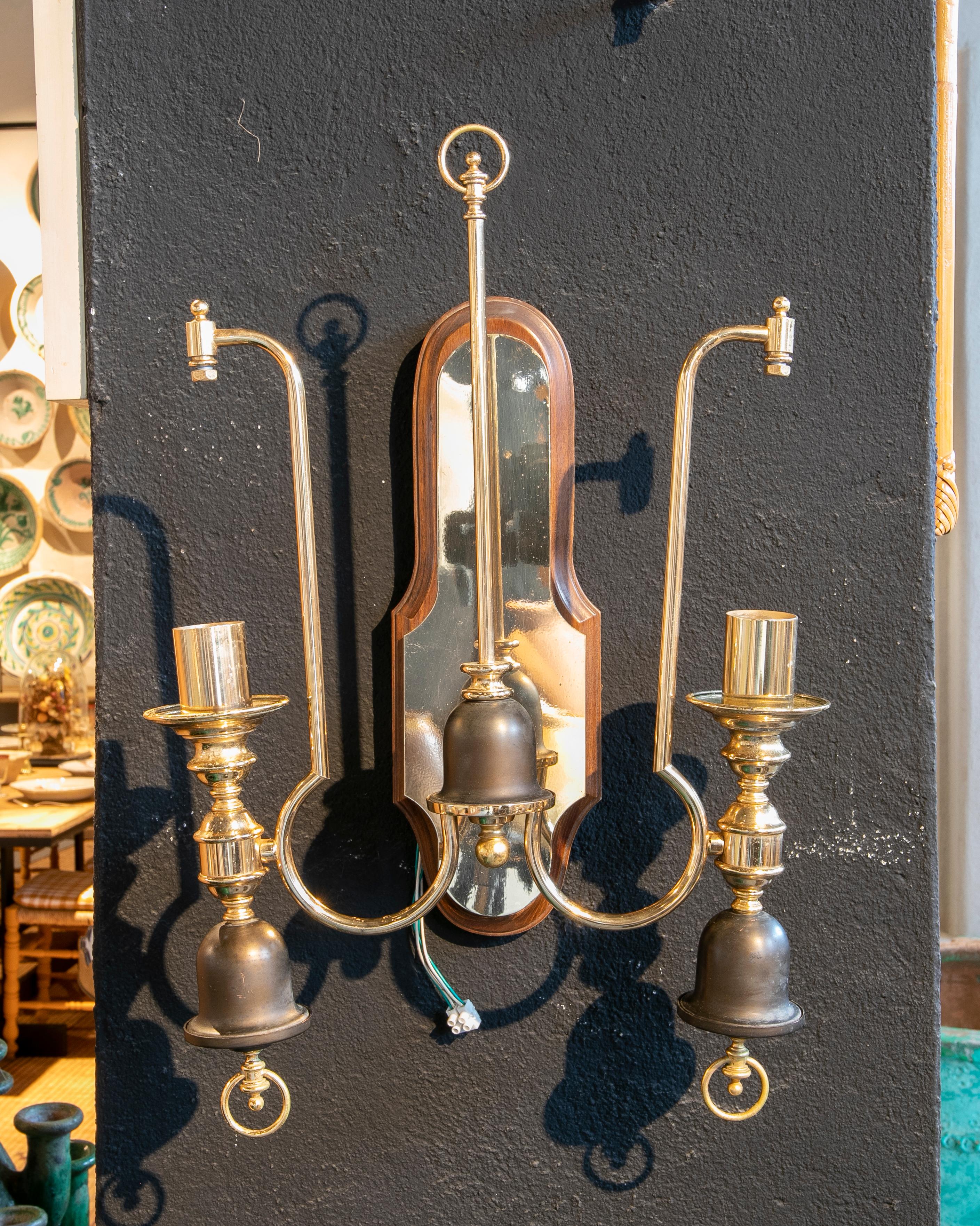 1970s Spanish Pair of Sconces in Gilded Metal and Wood For Sale 9