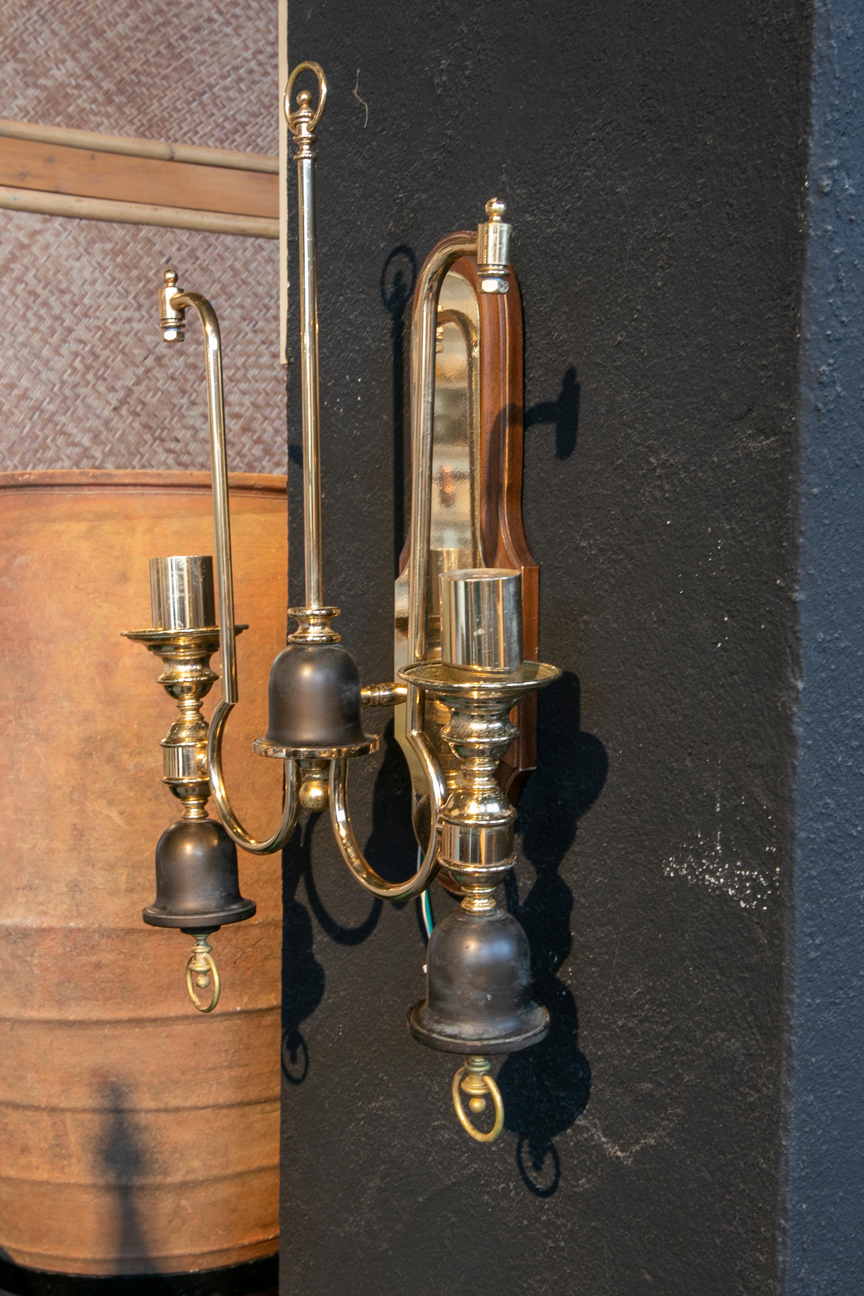 20th Century 1970s Spanish Pair of Sconces in Gilded Metal and Wood For Sale