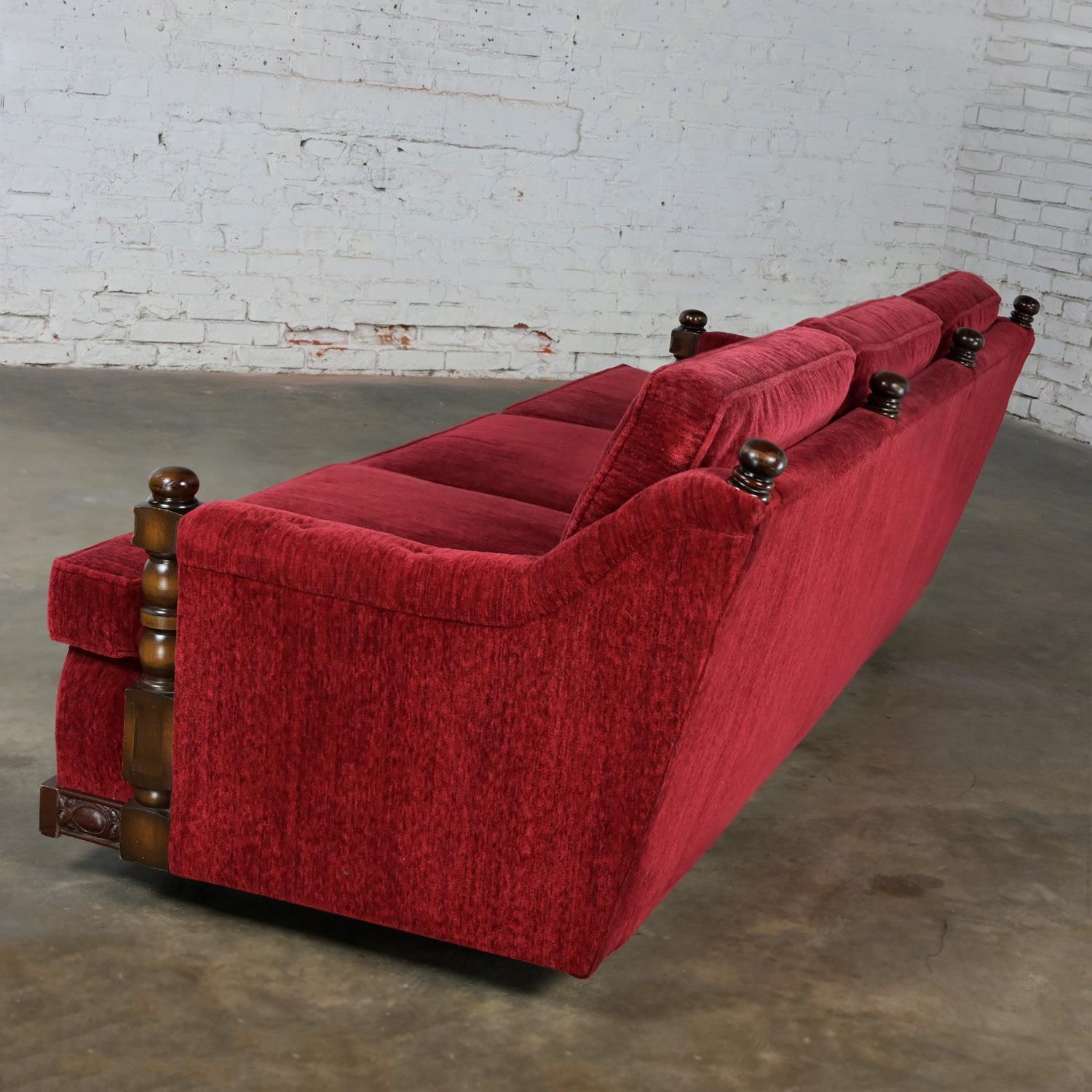 1970's Spanish Revival Rustic Red Chenille Sofa Style Artes De Mexico Internls In Good Condition For Sale In Topeka, KS