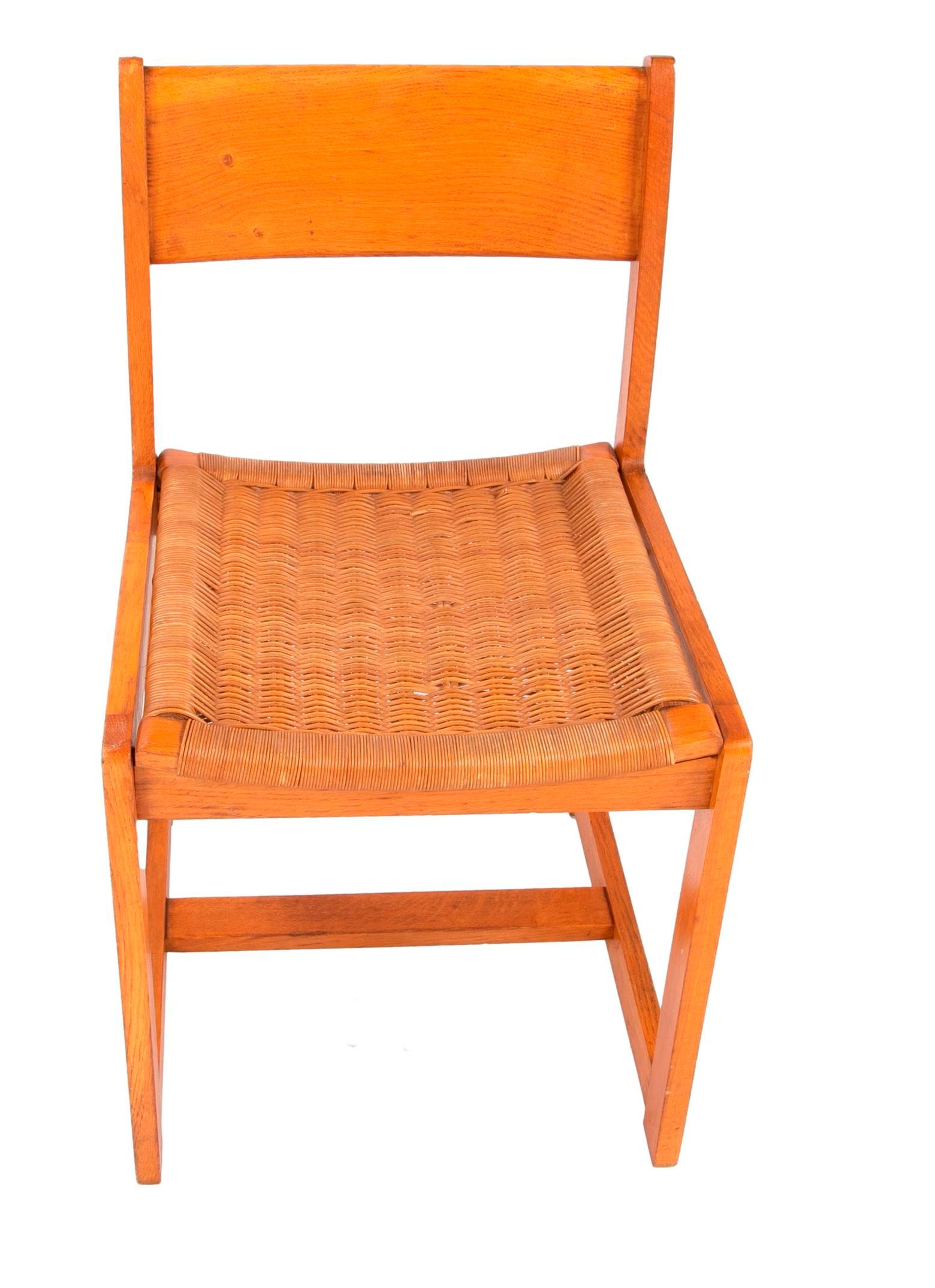 1970s Spanish Set of Four Wooden and Wicker Chairs  For Sale 5