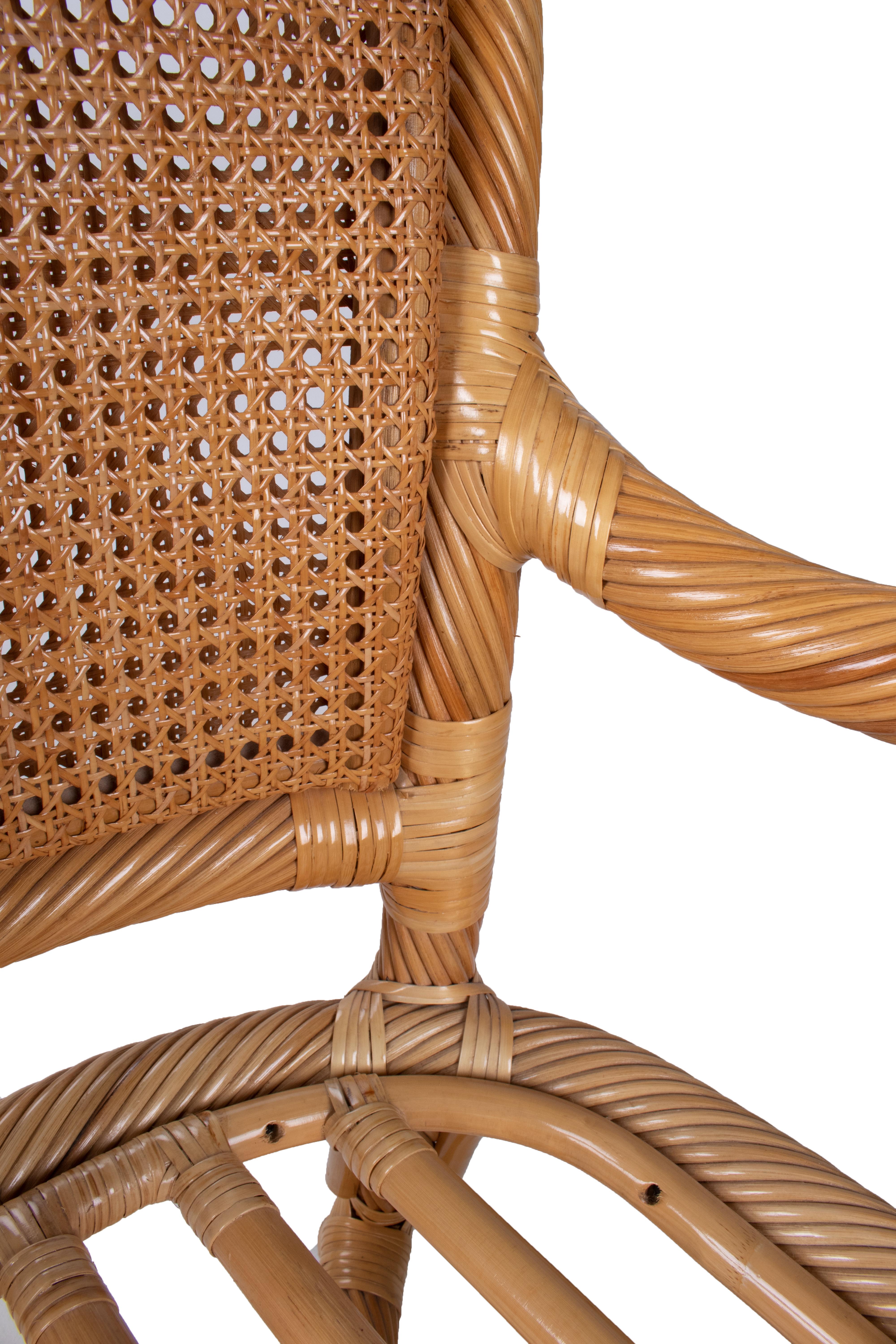1970s Spanish Set of Six Bamboo and Wicker Handmade Armchairs For Sale 4