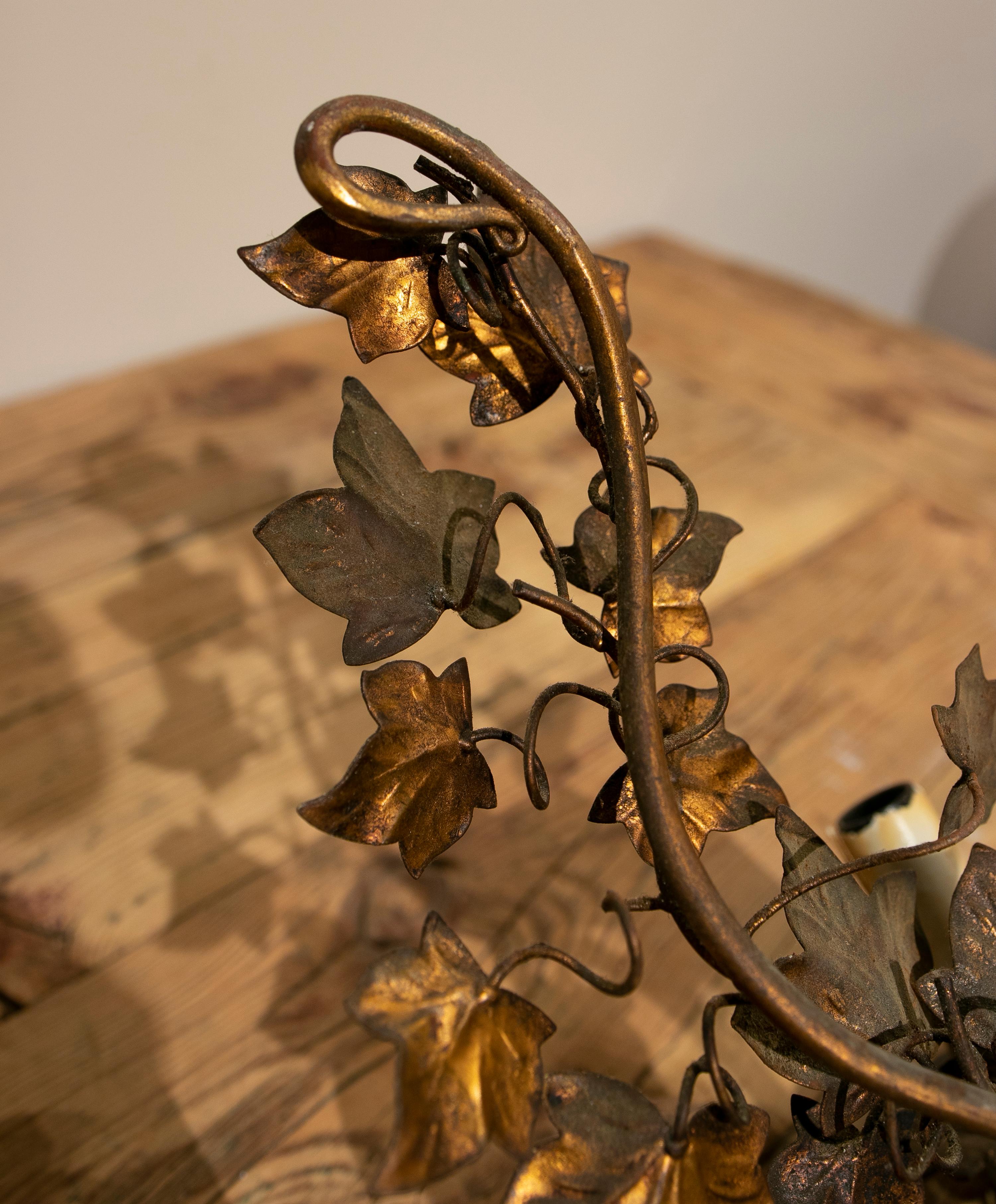 1970s Spanish Wall Lamp in Gilded Metal in the Shape of Branches and Leaves For Sale 6