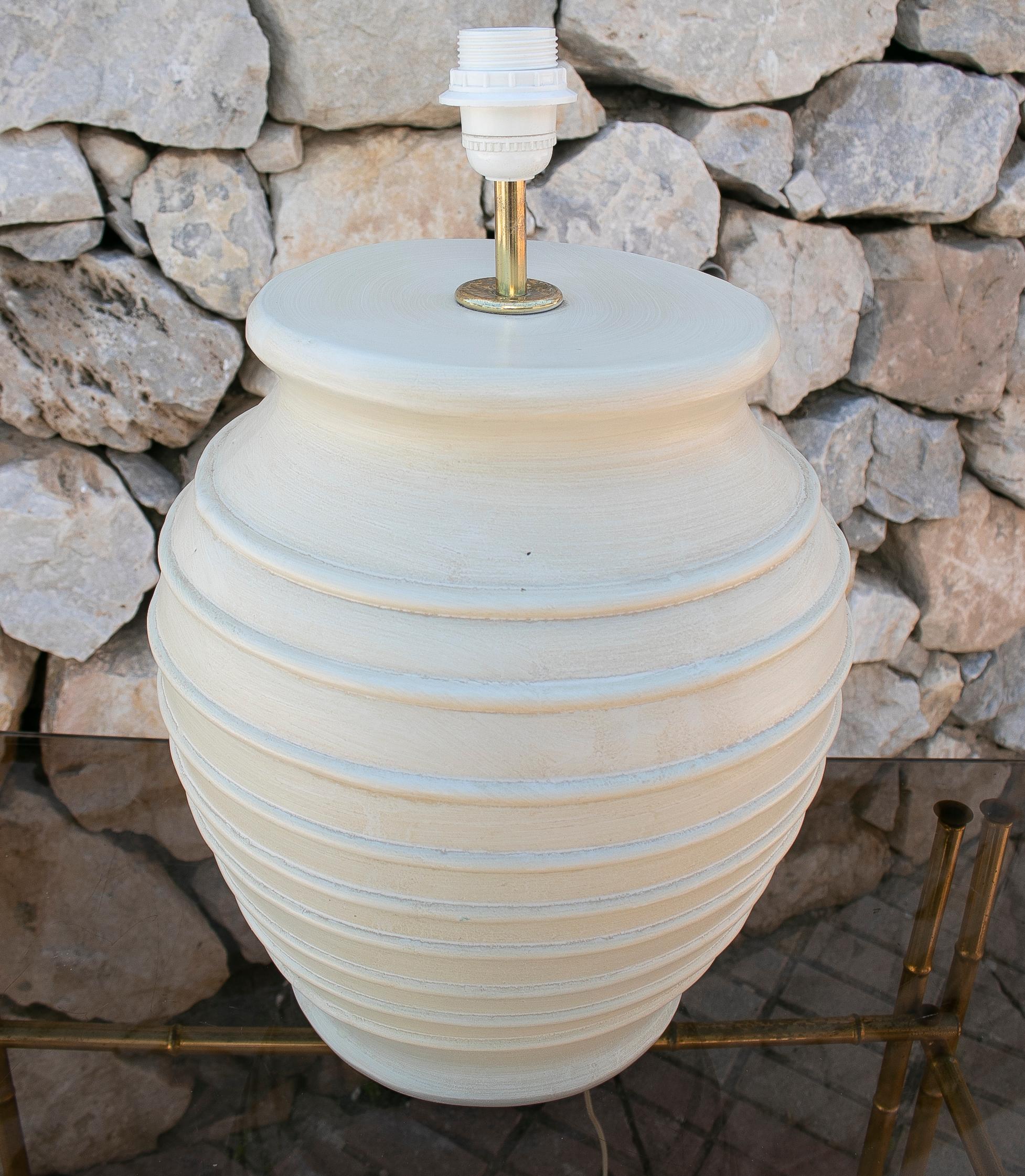 1970s Spanish white terracotta table lamp.