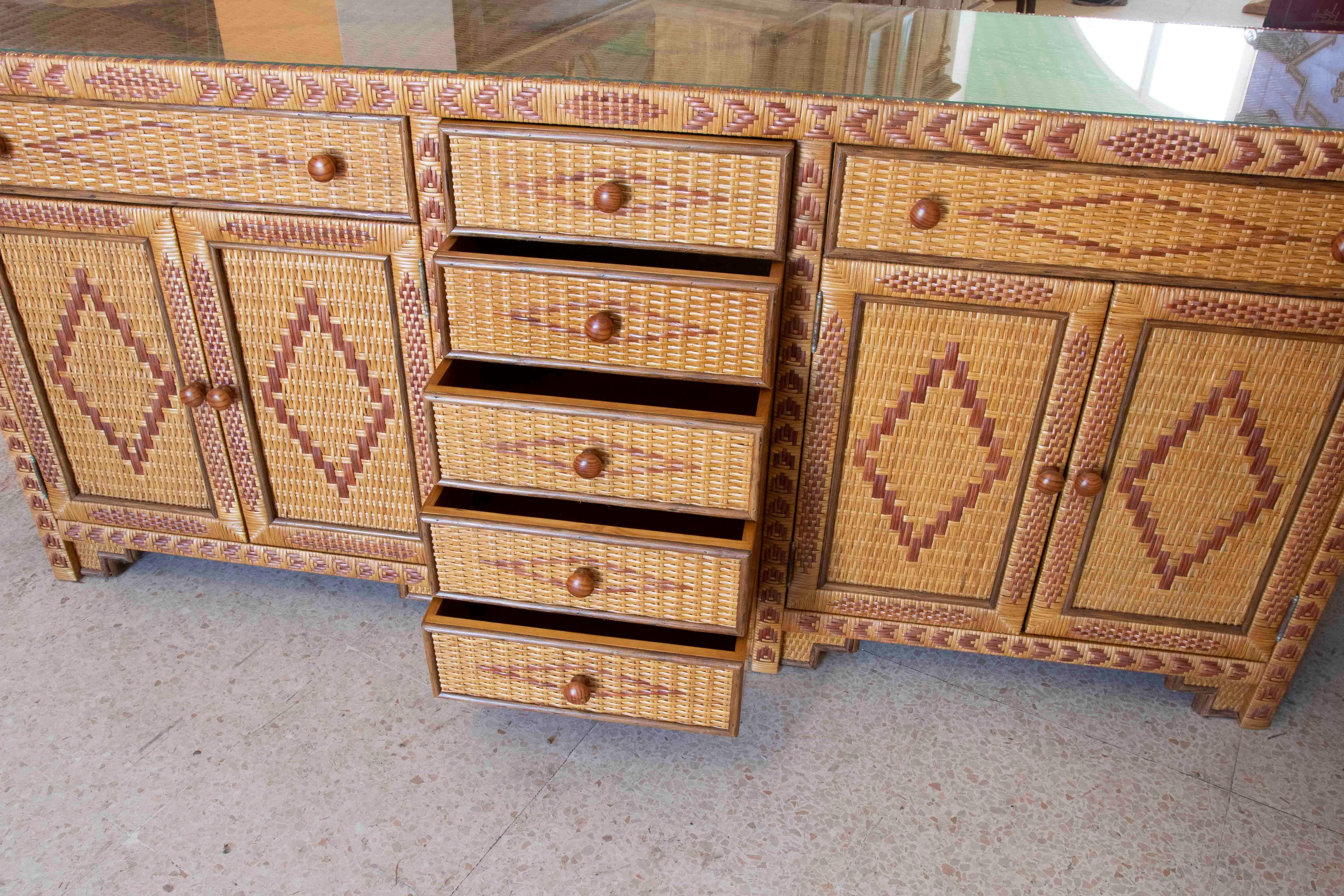 1970s Spanish Wicker and Wood Sideboard with Doors and Drawers  For Sale 4