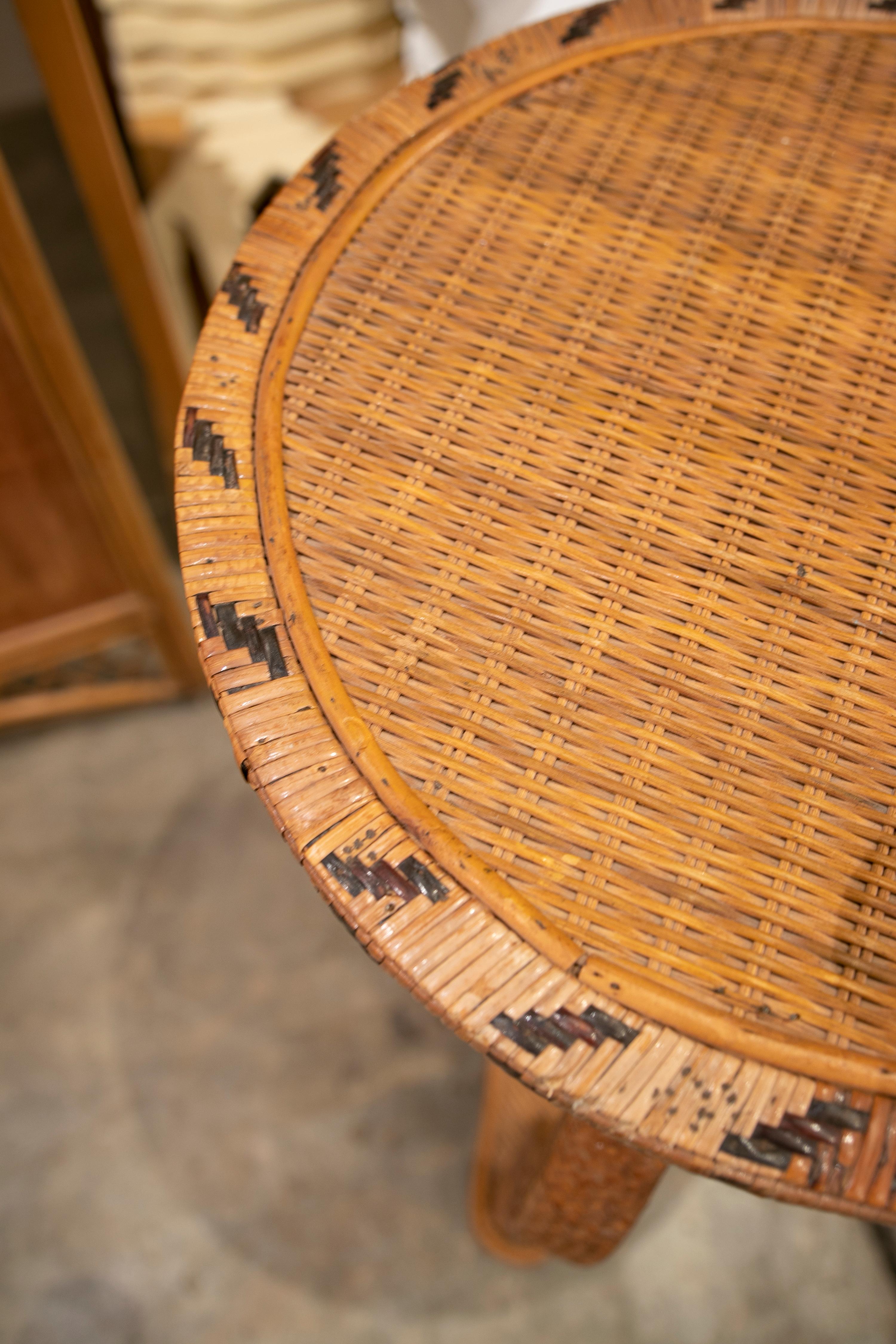 1970s Spanish Woven Wicker One Drawer Round Table 8