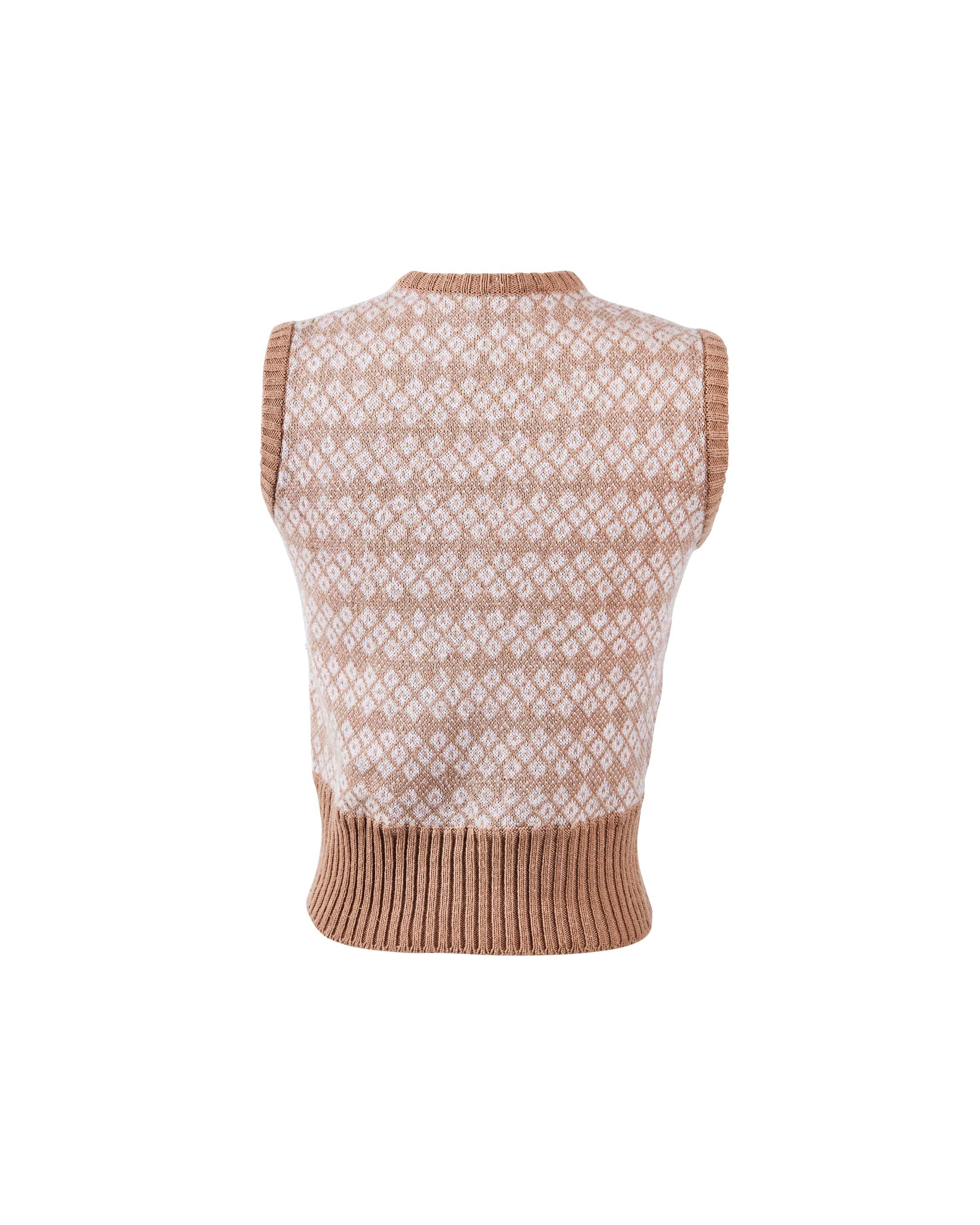 Gilet en tricot crème et marron Special Vintage des années 1970. Pull sans manches avec un motif en treillis sur toute la surface. 
