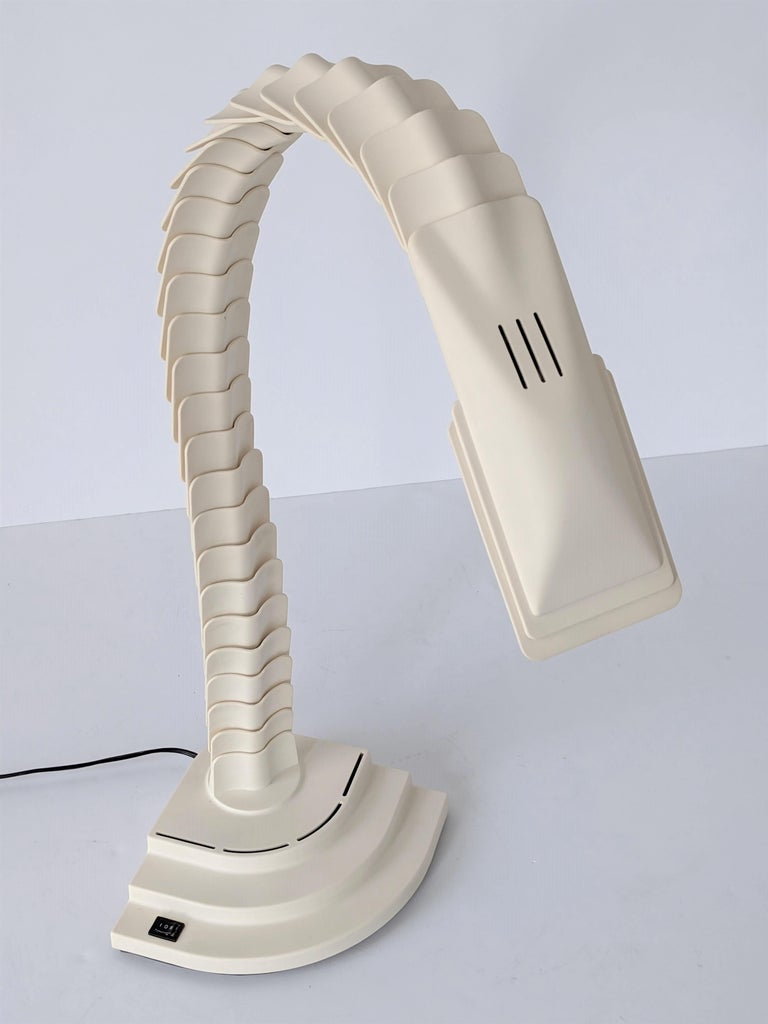 Late 20th Century 1970s Spine Shaped 'Proteo' Halogen Table Lamp, Italy For Sale