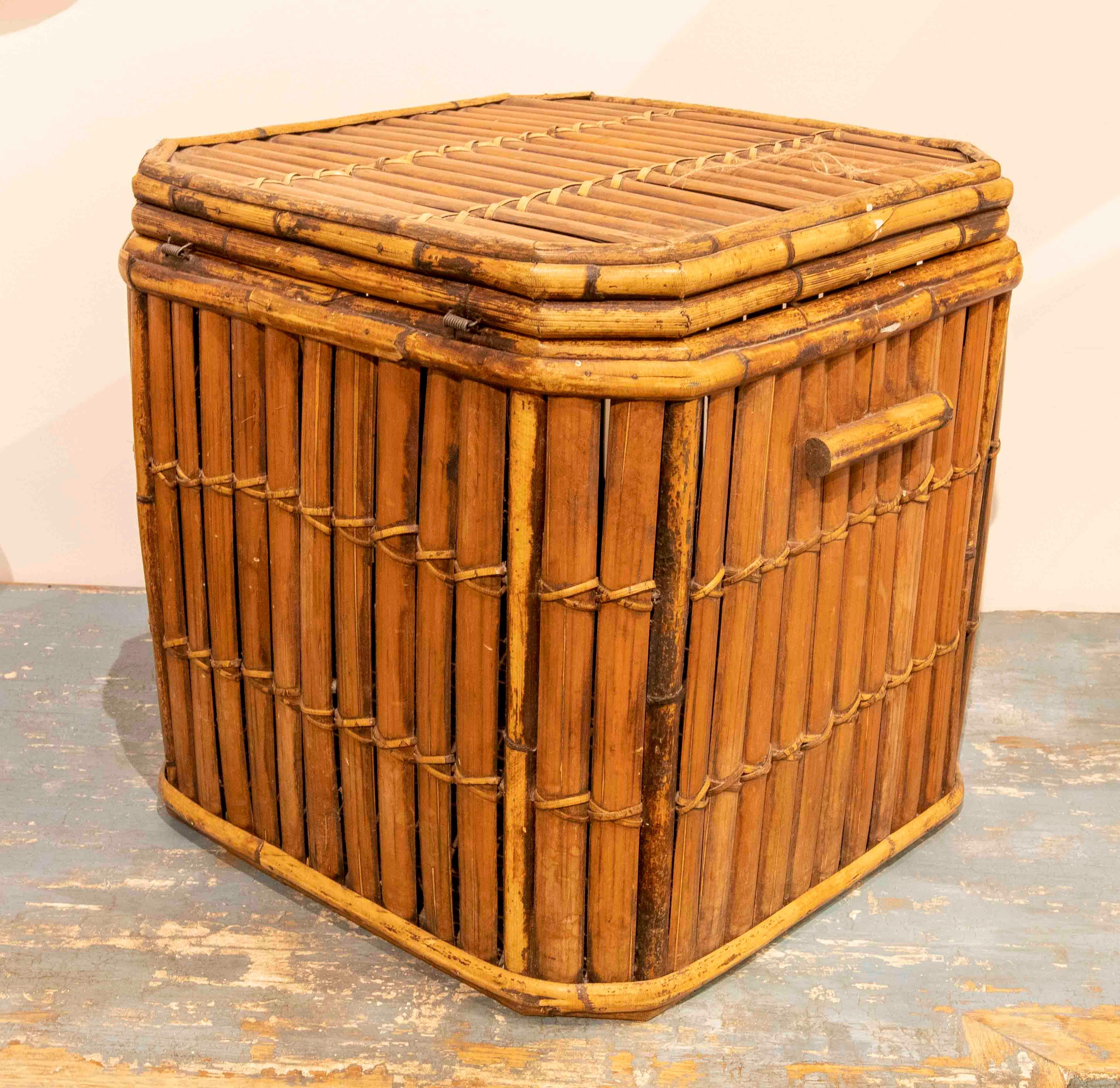 1970s Square Basket with Decorative Bamboo Lid  For Sale 6