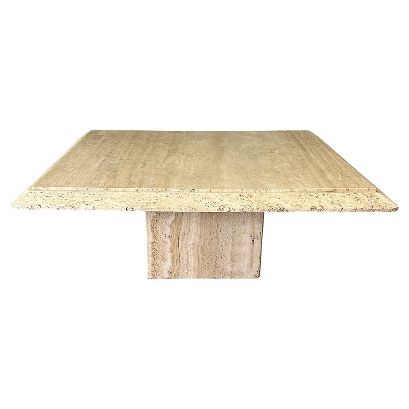 Table basse carrée des années 1970 avec beau bord non tacheté Mid Century en vente