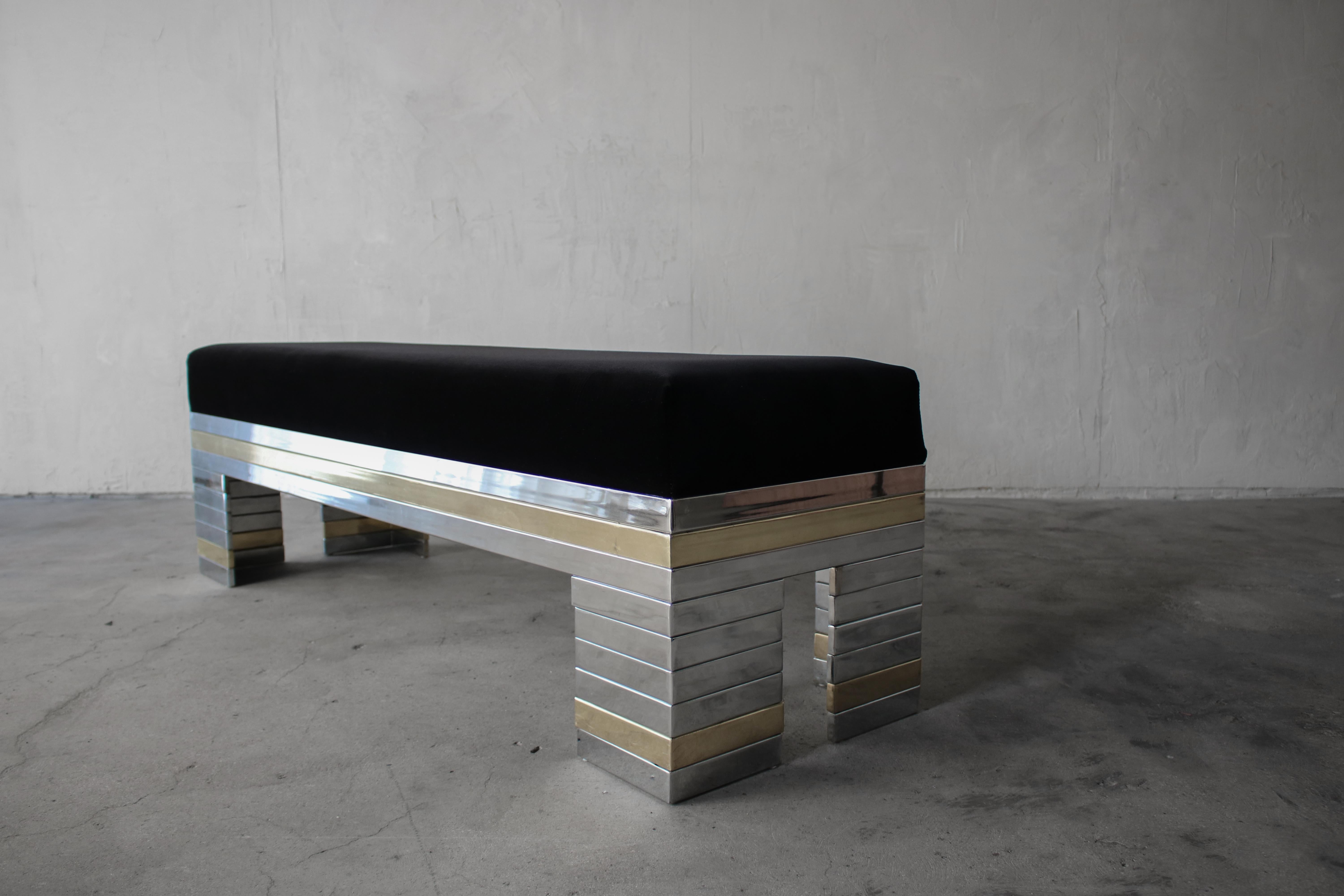 1970s Stacked Chrome and Brass Bench In Good Condition In Las Vegas, NV